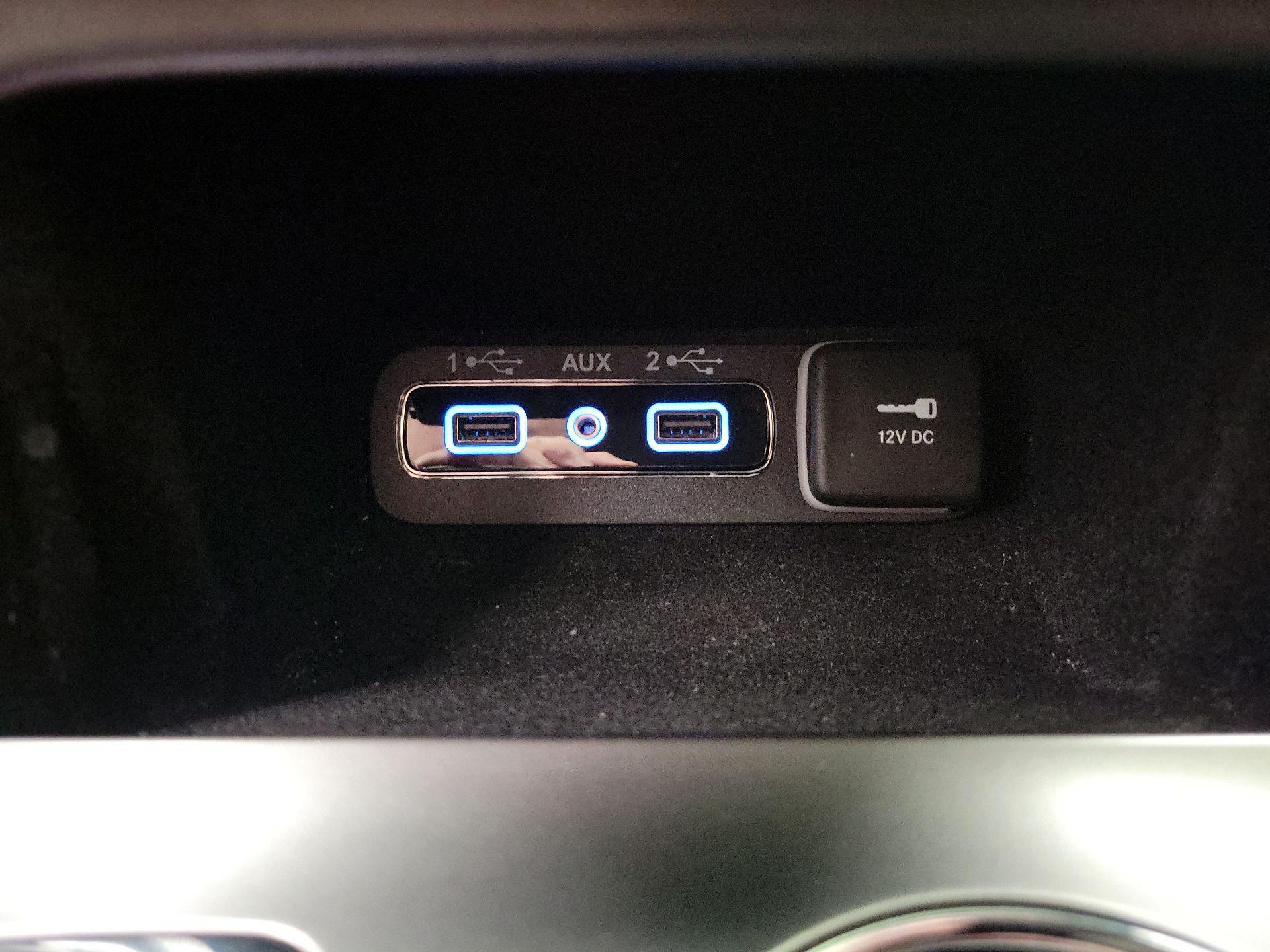 Thumbnail: 2020 Jeep Grand Cherokee - 19