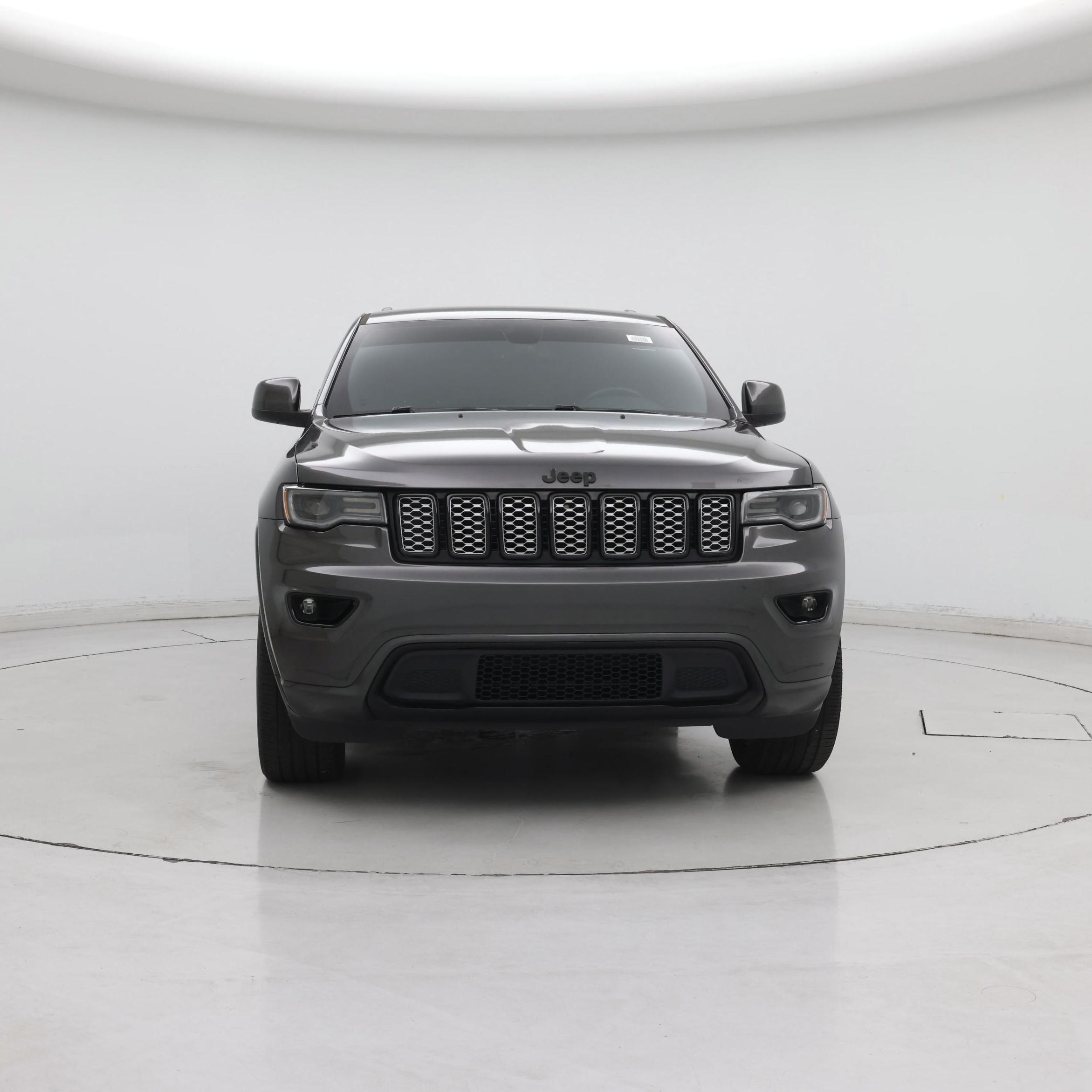 Thumbnail: 2020 Jeep Grand Cherokee - 5