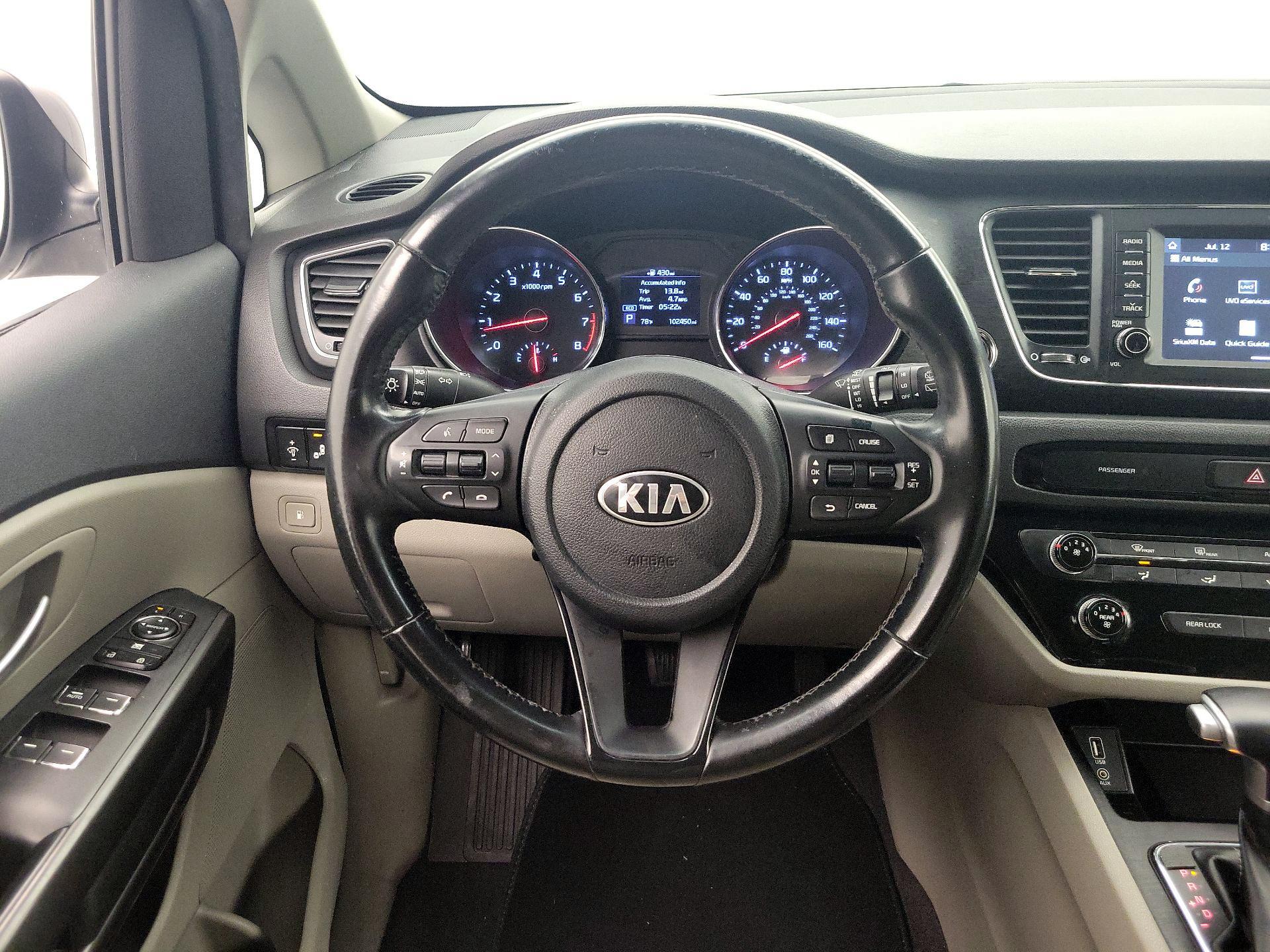 Thumbnail: 2020 Kia Sedona - 10