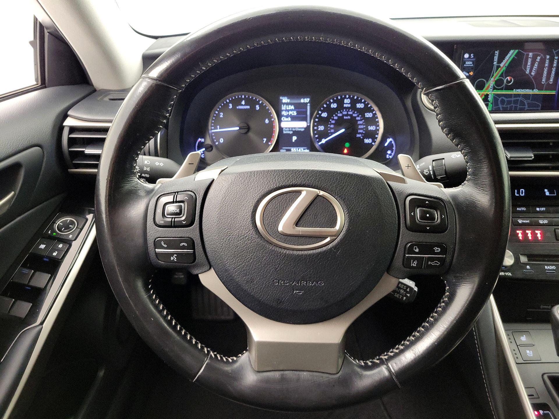 Thumbnail: 2017 Lexus IS - 10