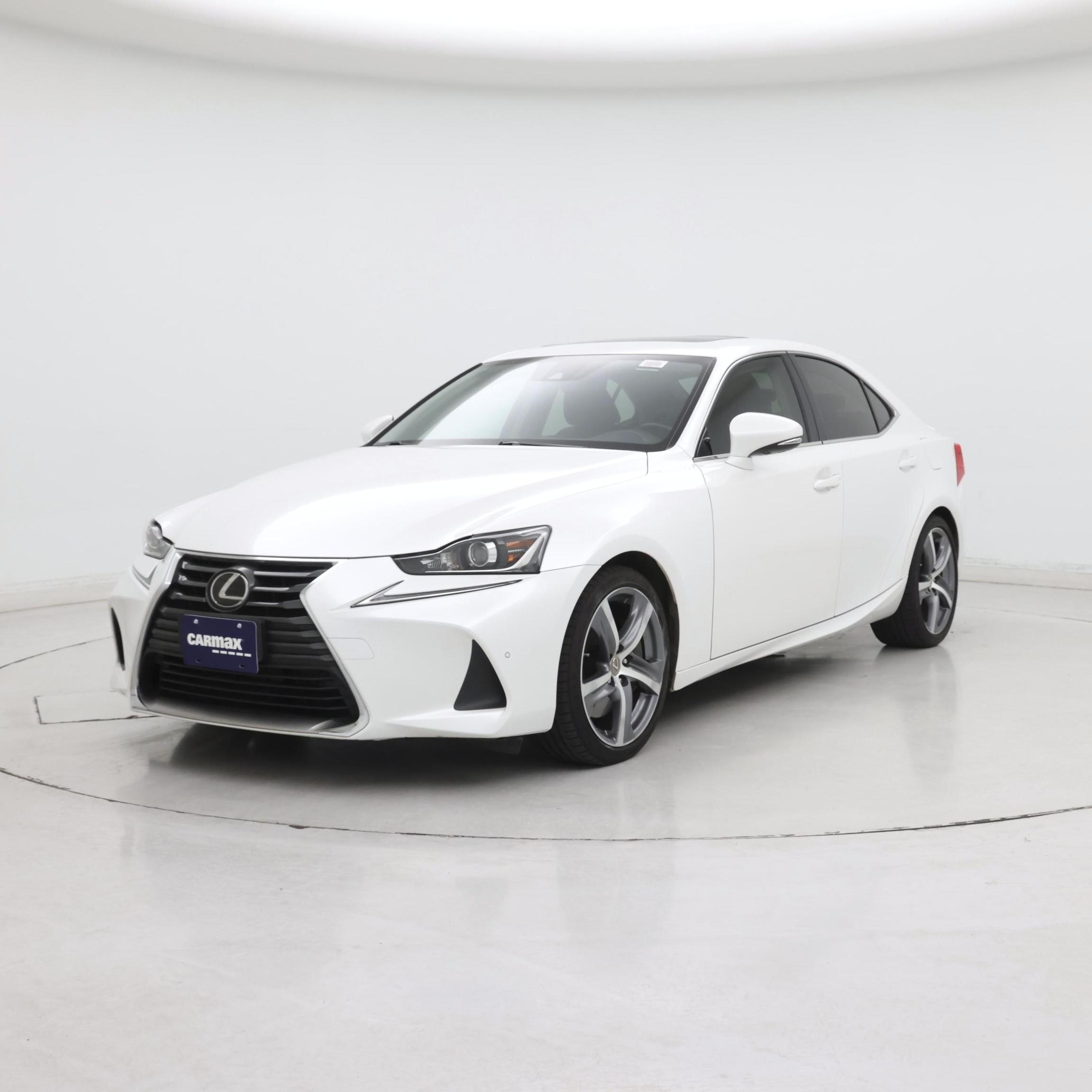 Thumbnail: 2017 Lexus IS - 4