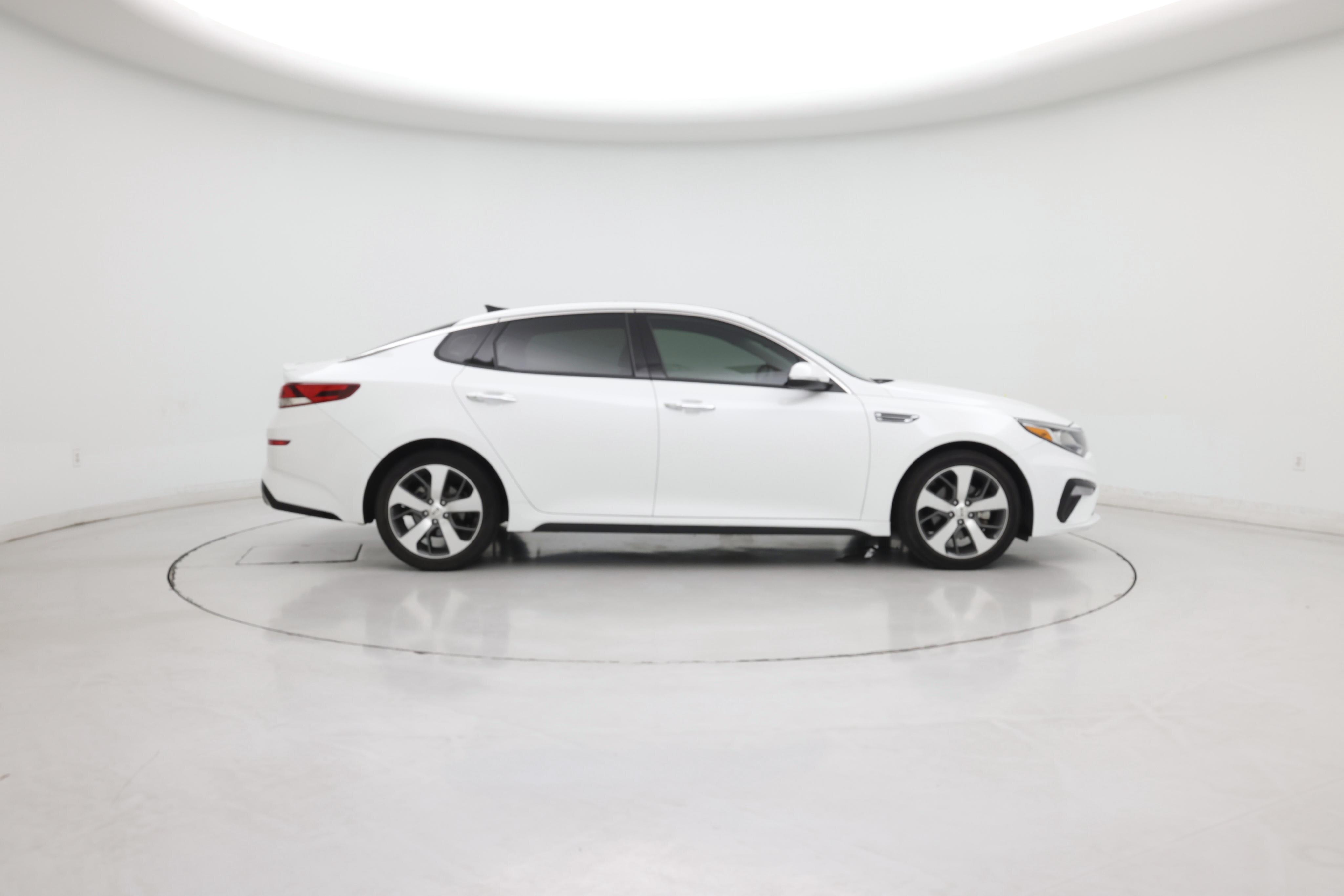 Thumbnail: 2019 Kia Optima - 7