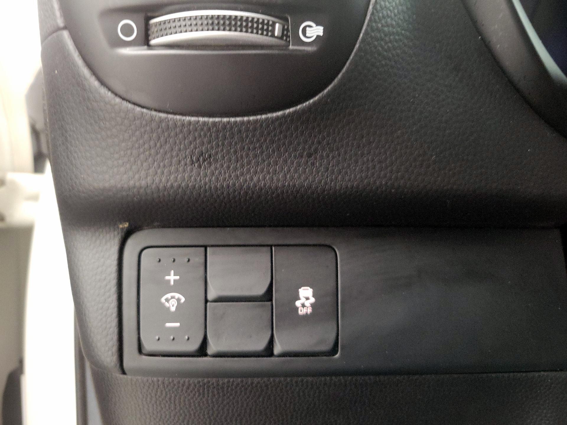 Thumbnail: 2017 Kia Soul - 13