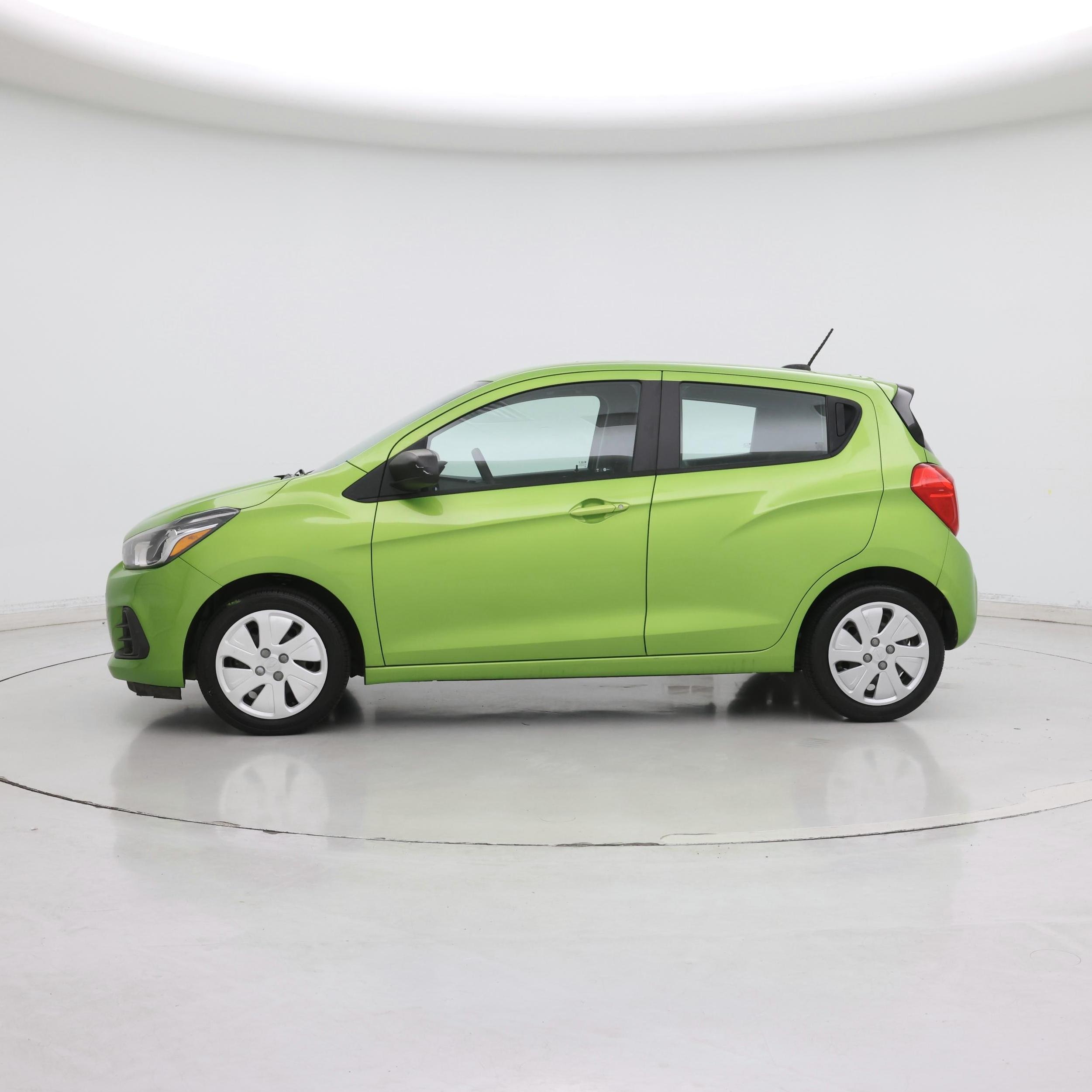 Thumbnail: 2016 Chevrolet Spark - 3