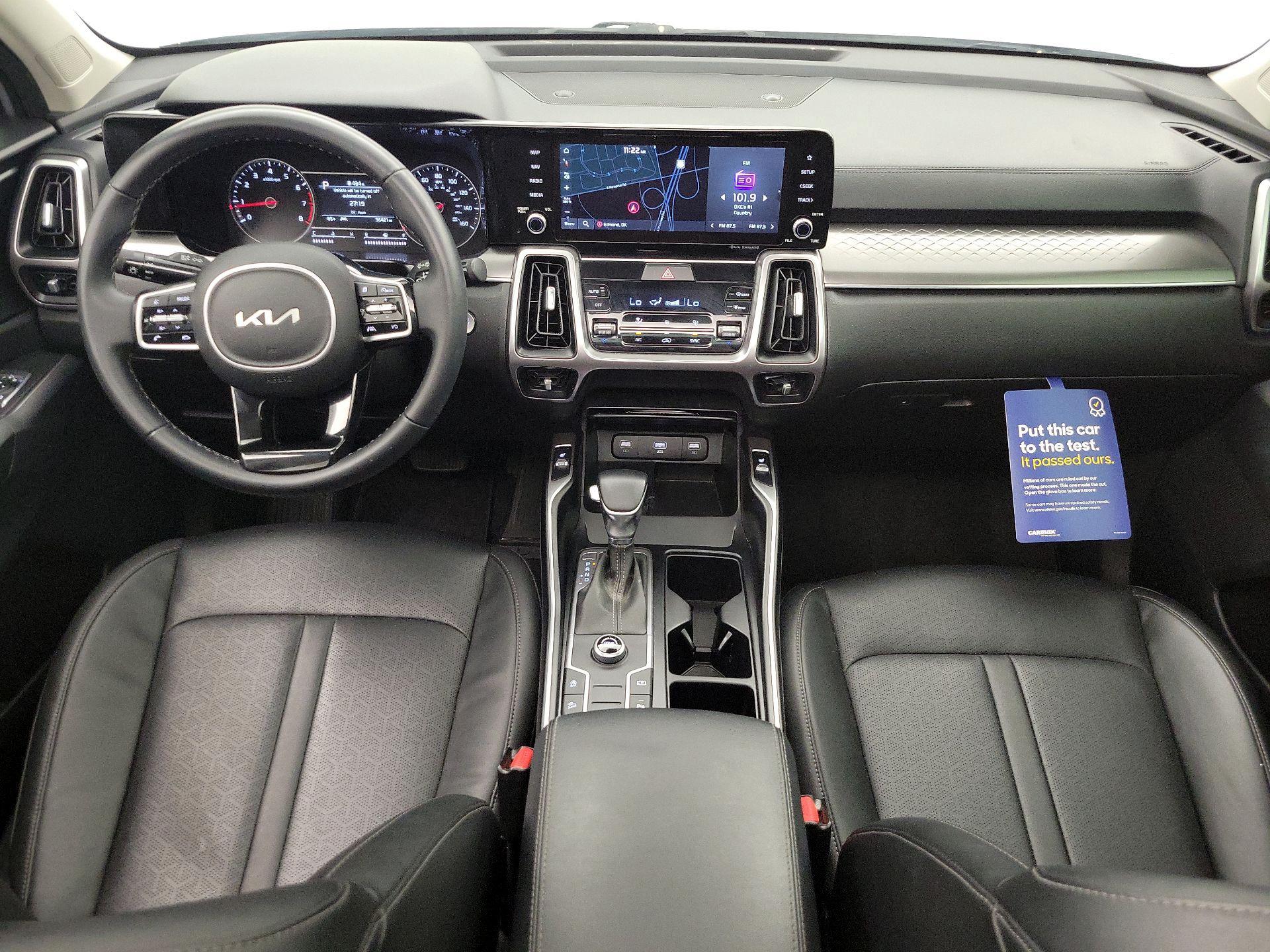 Thumbnail: 2022 Kia Sorento - 9