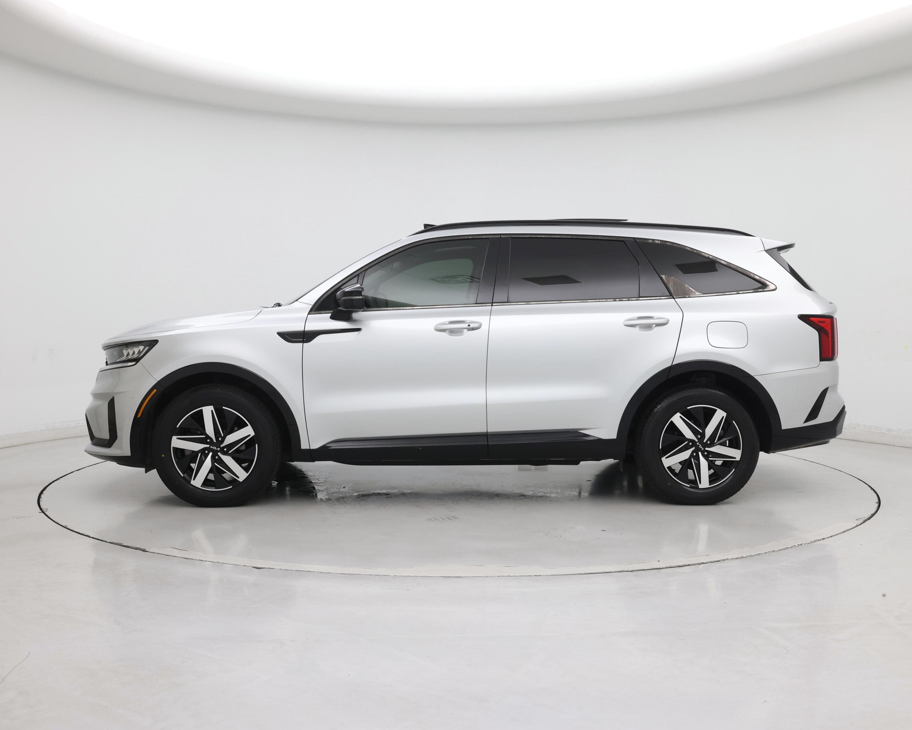 Thumbnail: 2022 Kia Sorento - 3