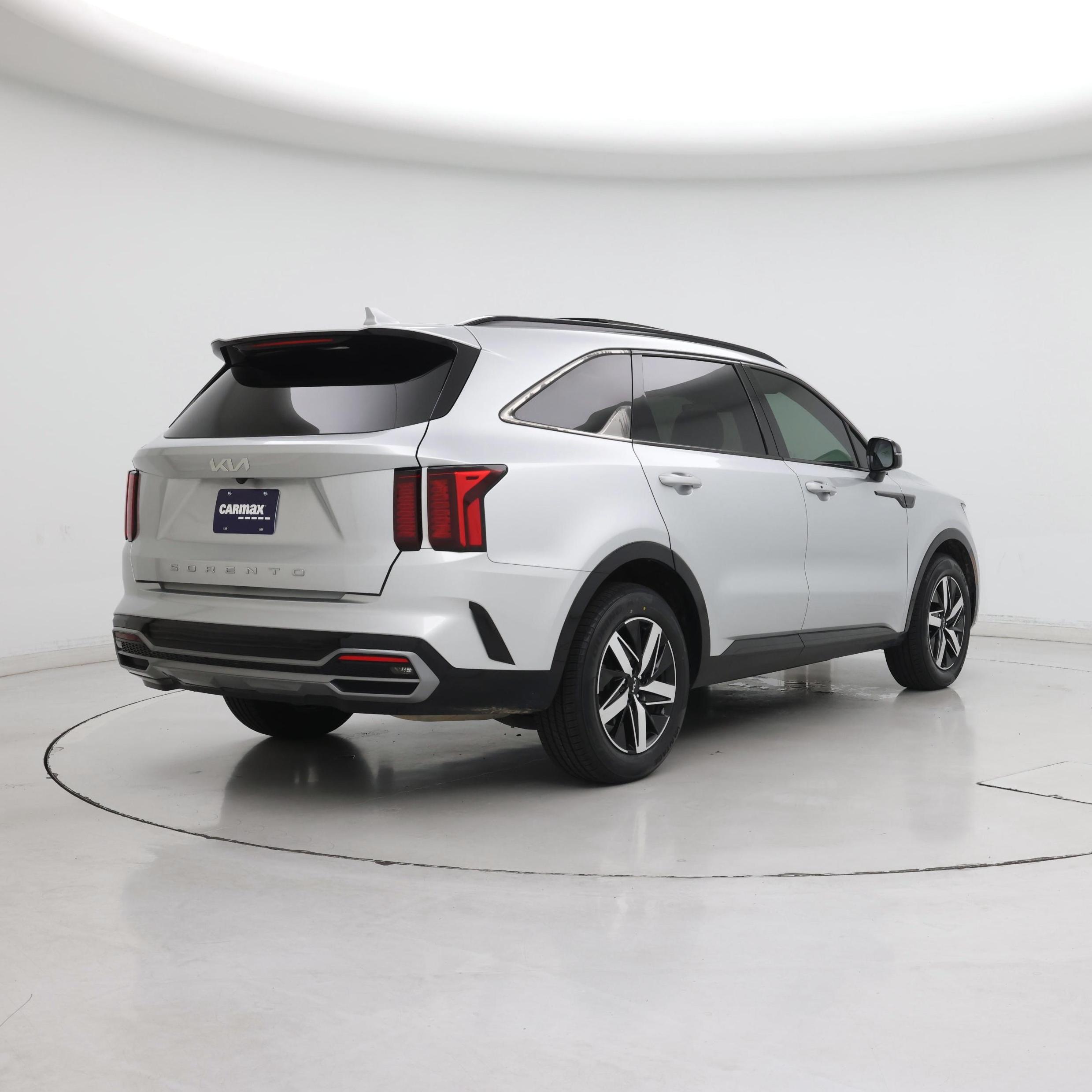 Thumbnail: 2022 Kia Sorento - 8
