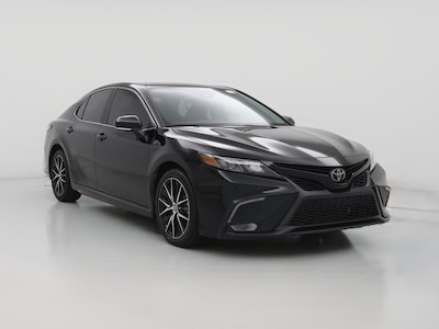 Black 2022 Toyota Camry SE
