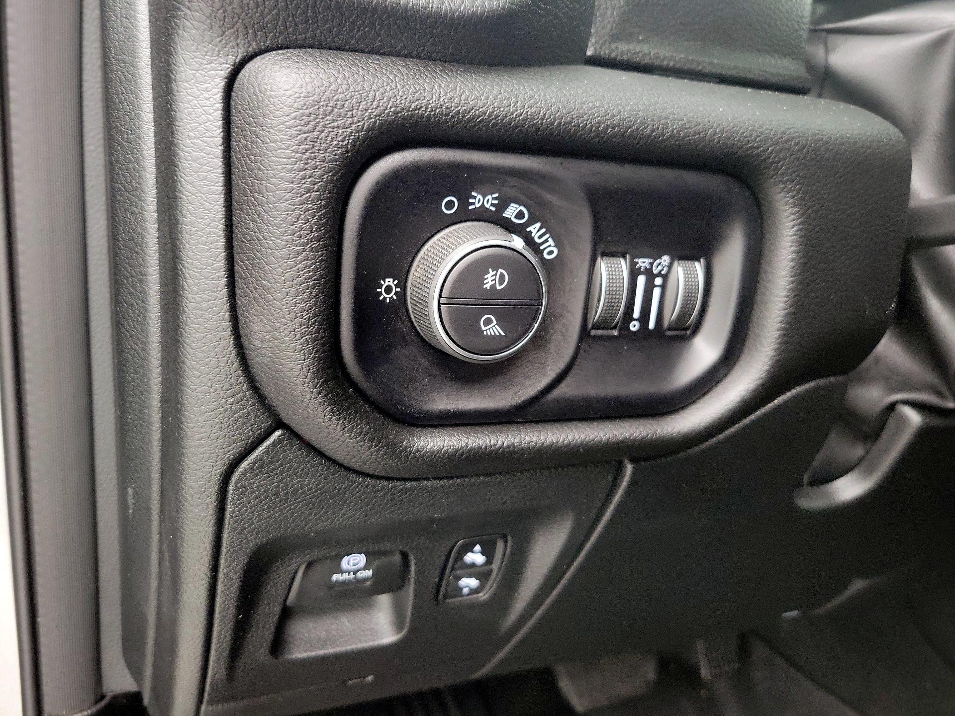 Thumbnail: 2024 RAM 1500 - 13