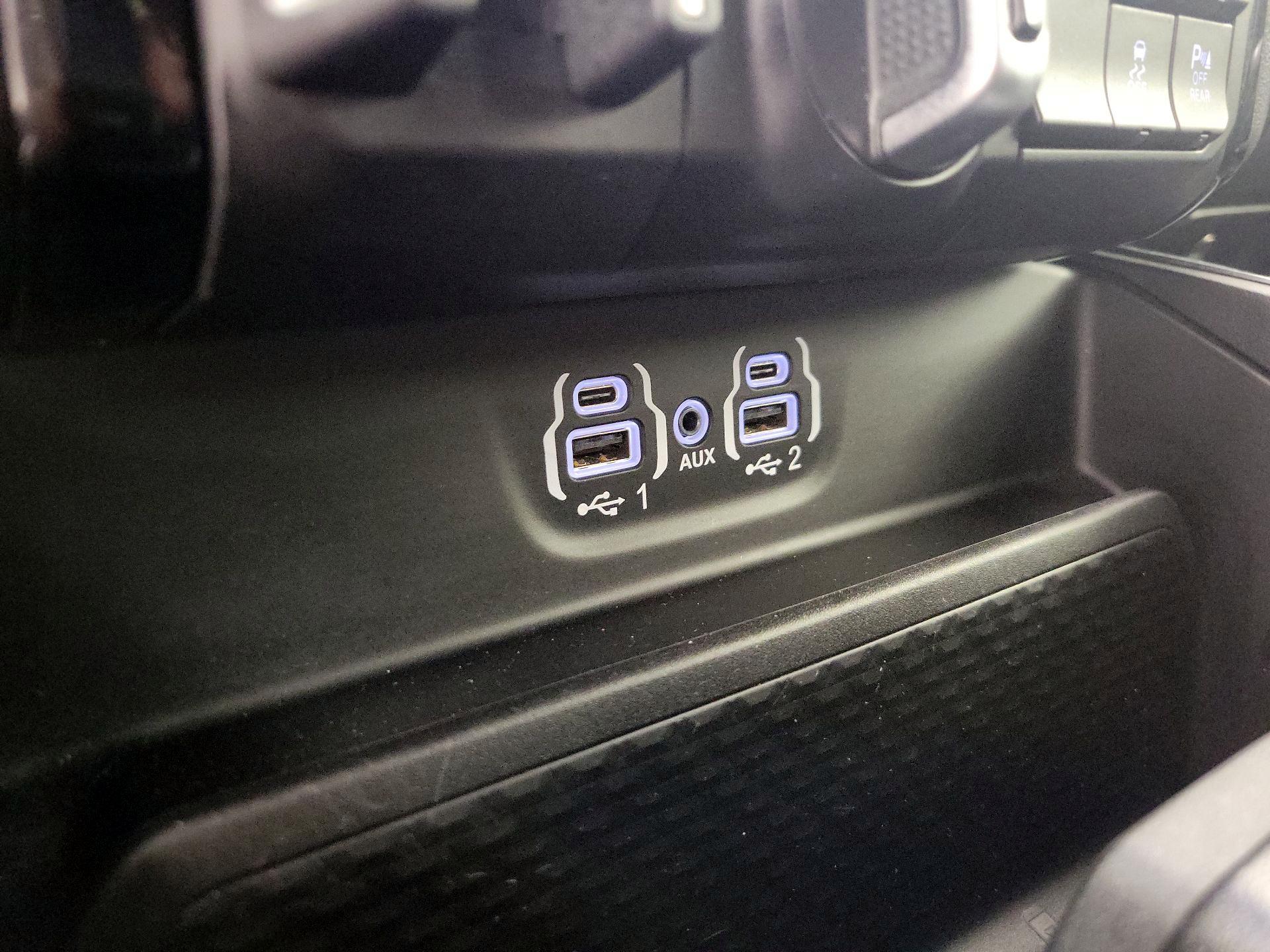 Thumbnail: 2024 RAM 1500 - 18
