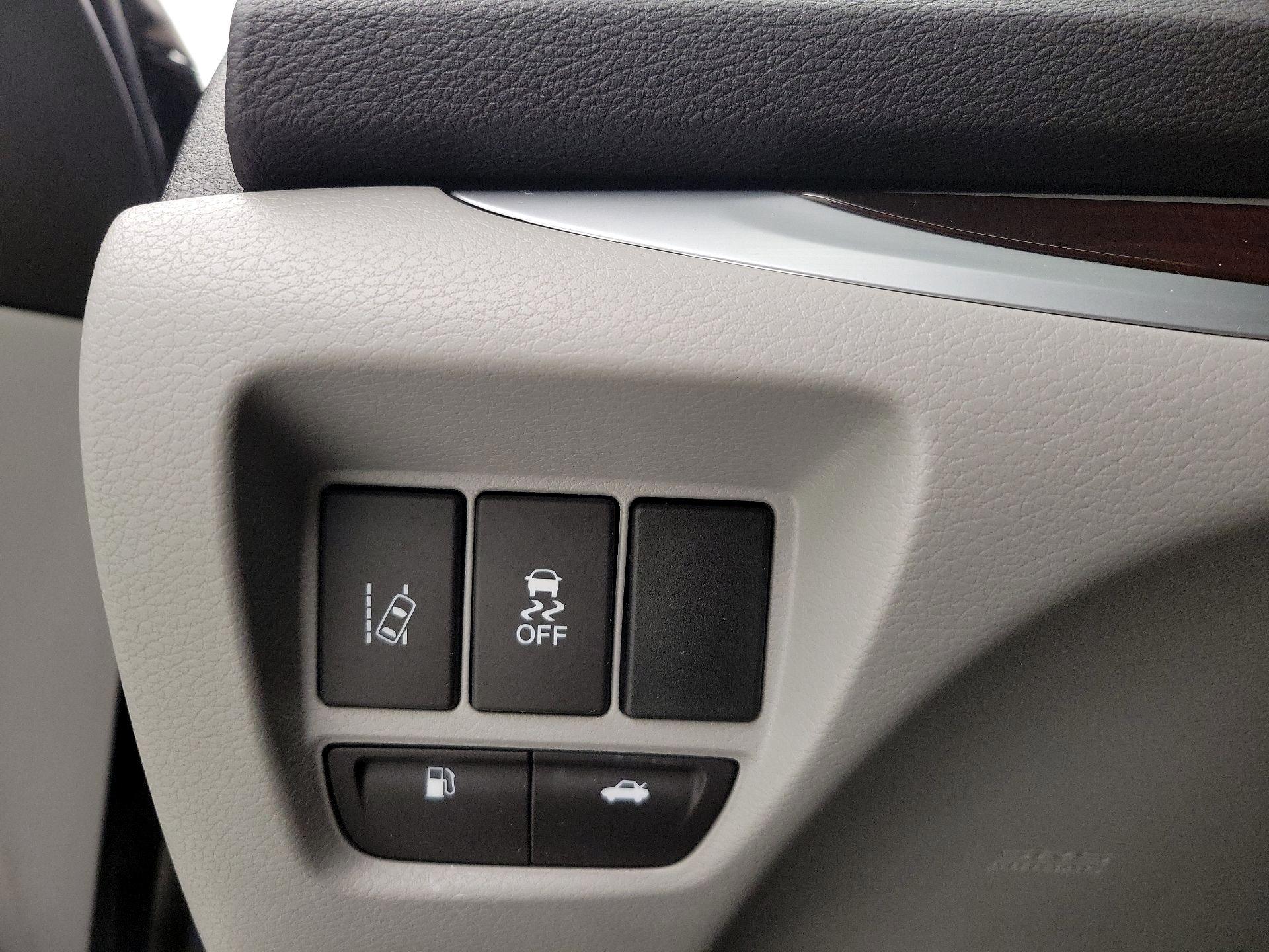 Thumbnail: 2016 Acura TLX - 13