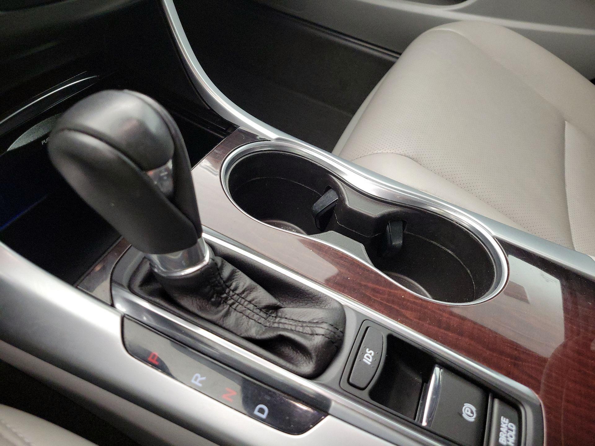 Thumbnail: 2016 Acura TLX - 18