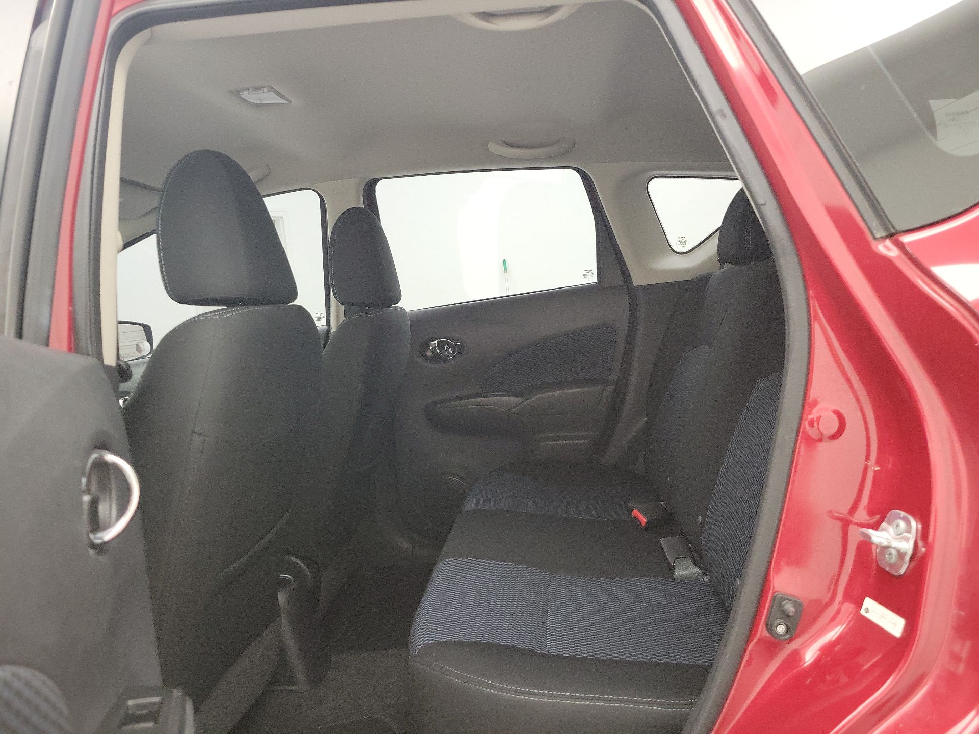 Thumbnail: 2015 Nissan Versa Note - 18