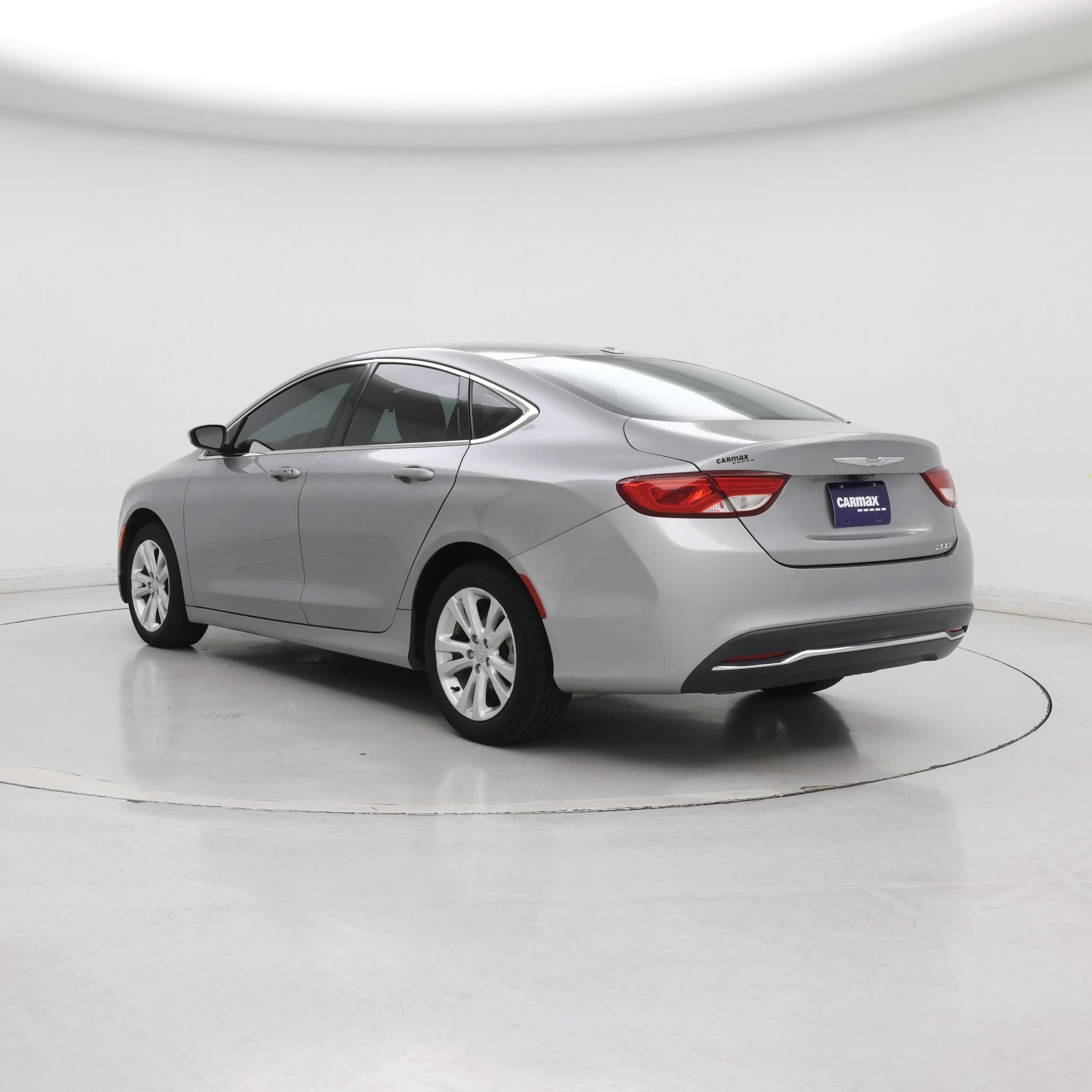 Thumbnail: 2016 Chrysler 200 - 2
