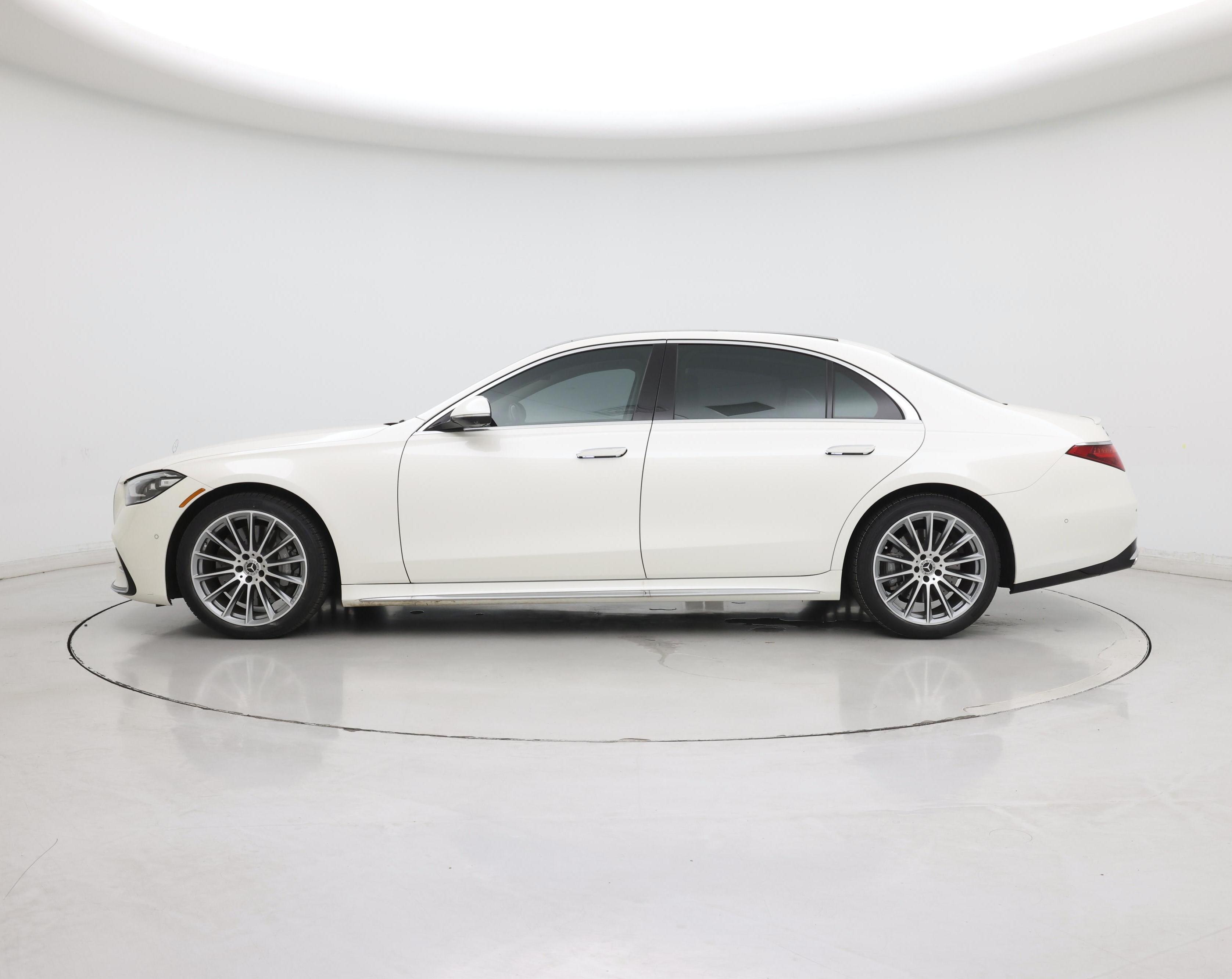 Thumbnail: 2023 Mercedes-Benz S-Class - 3