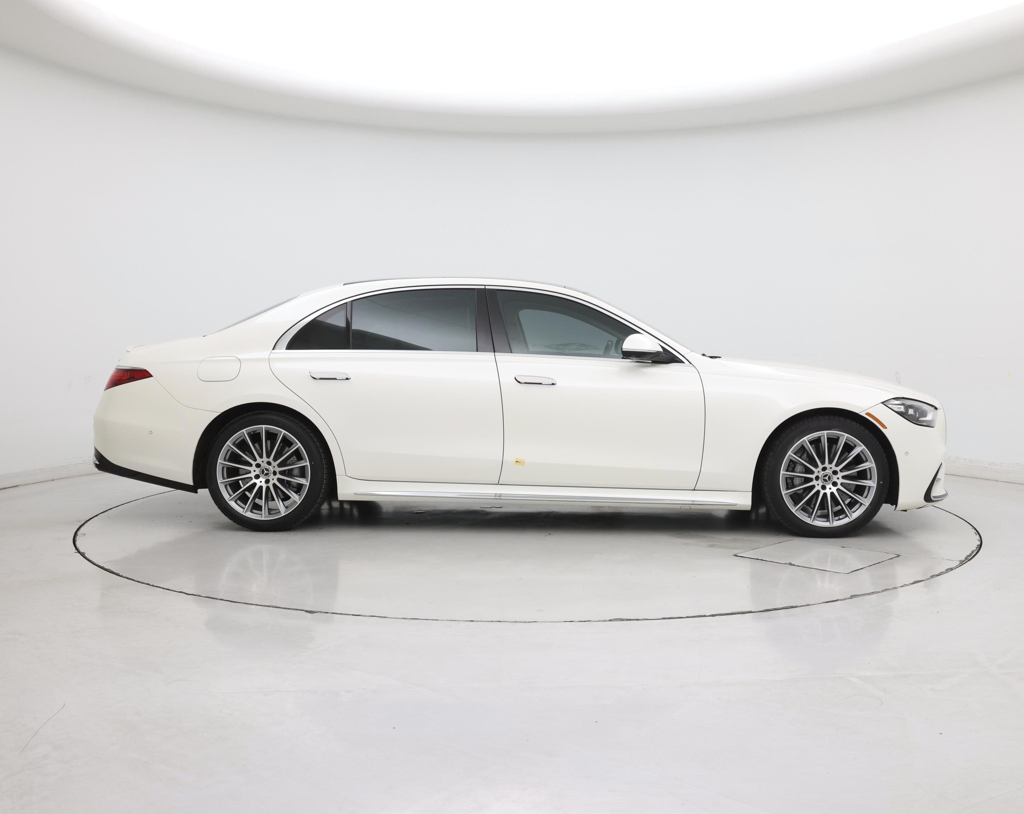 Thumbnail: 2023 Mercedes-Benz S-Class - 7