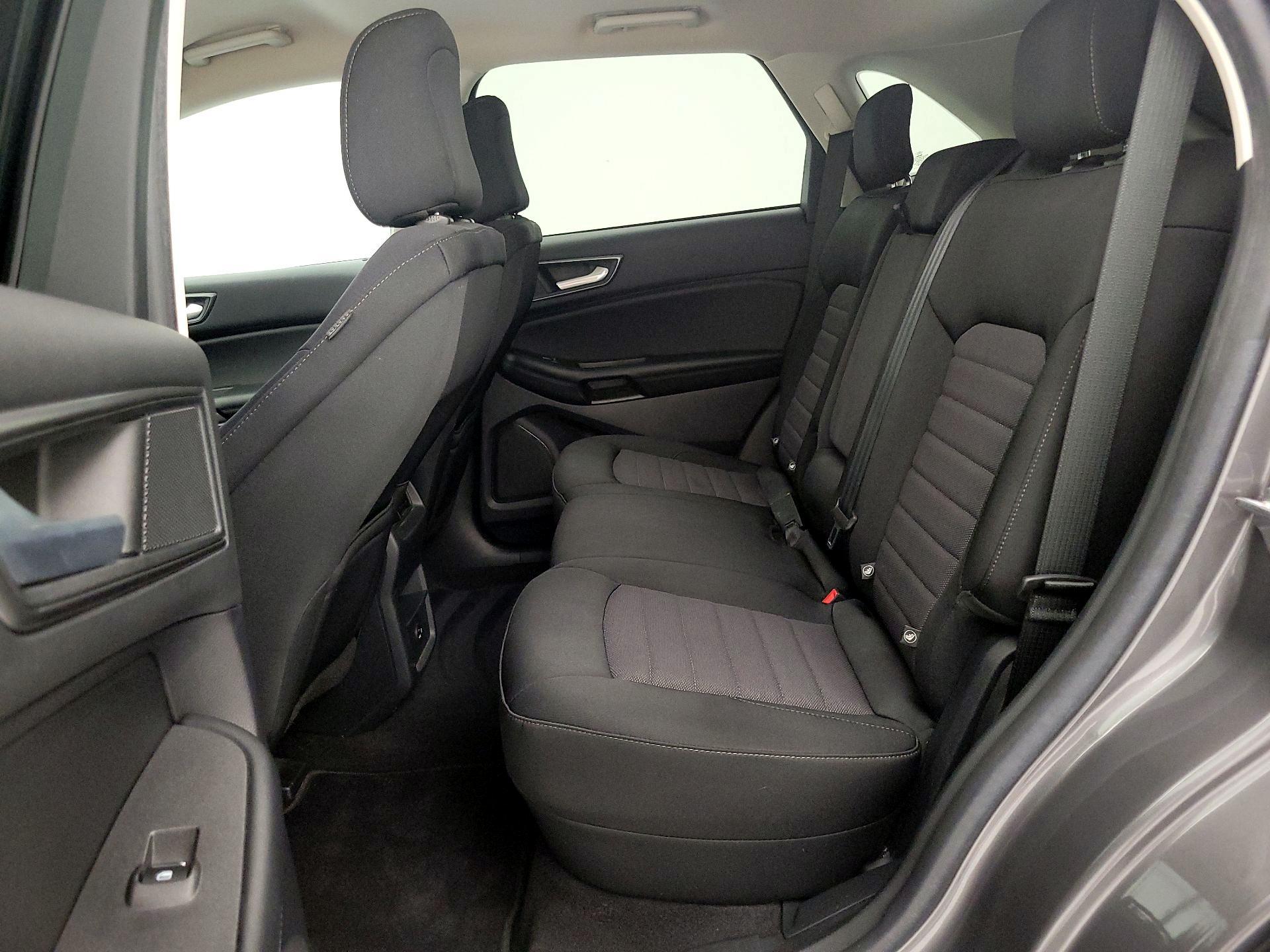 Thumbnail: 2021 Ford Edge - 19