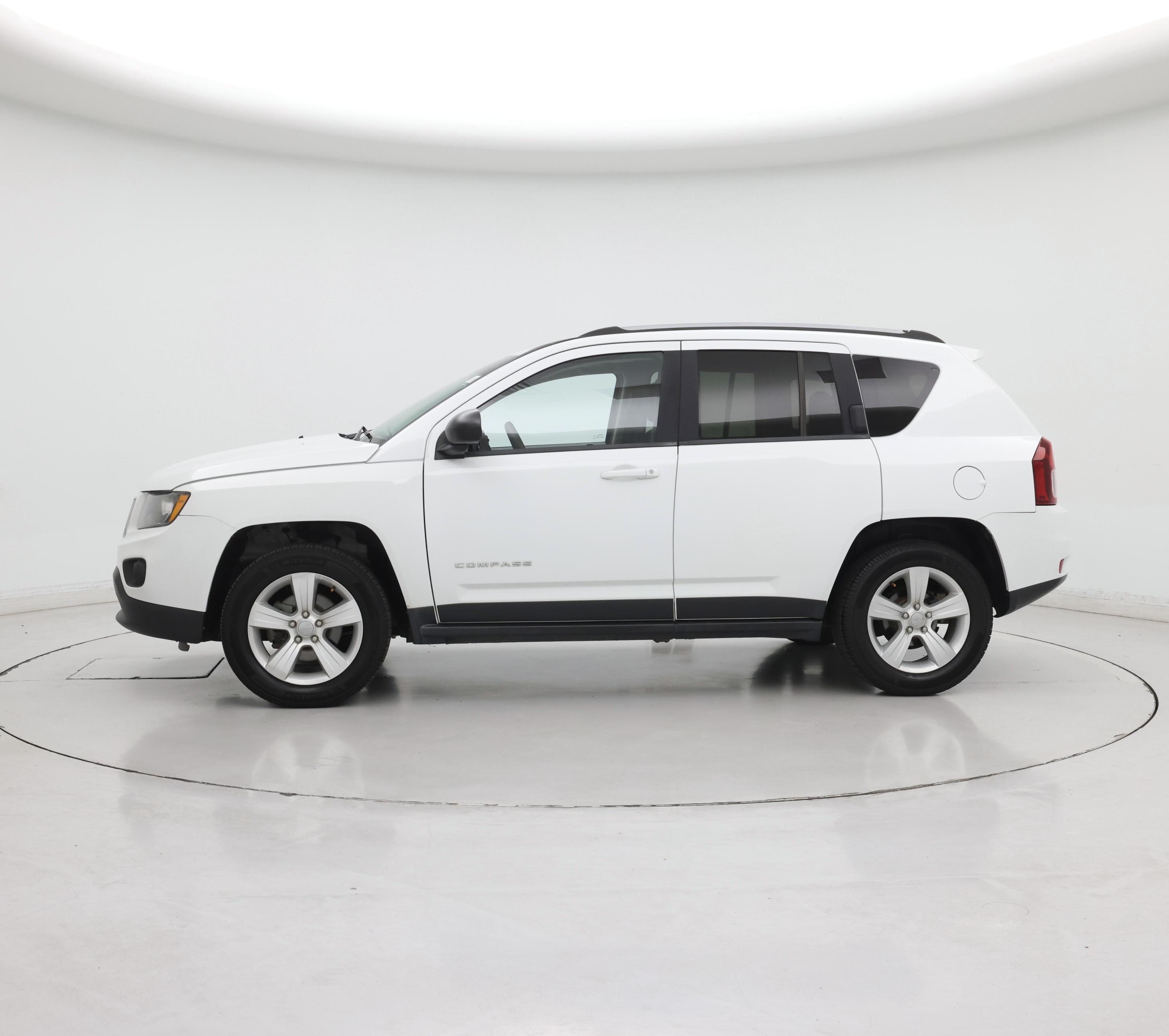 Thumbnail: 2015 Jeep Compass - 3