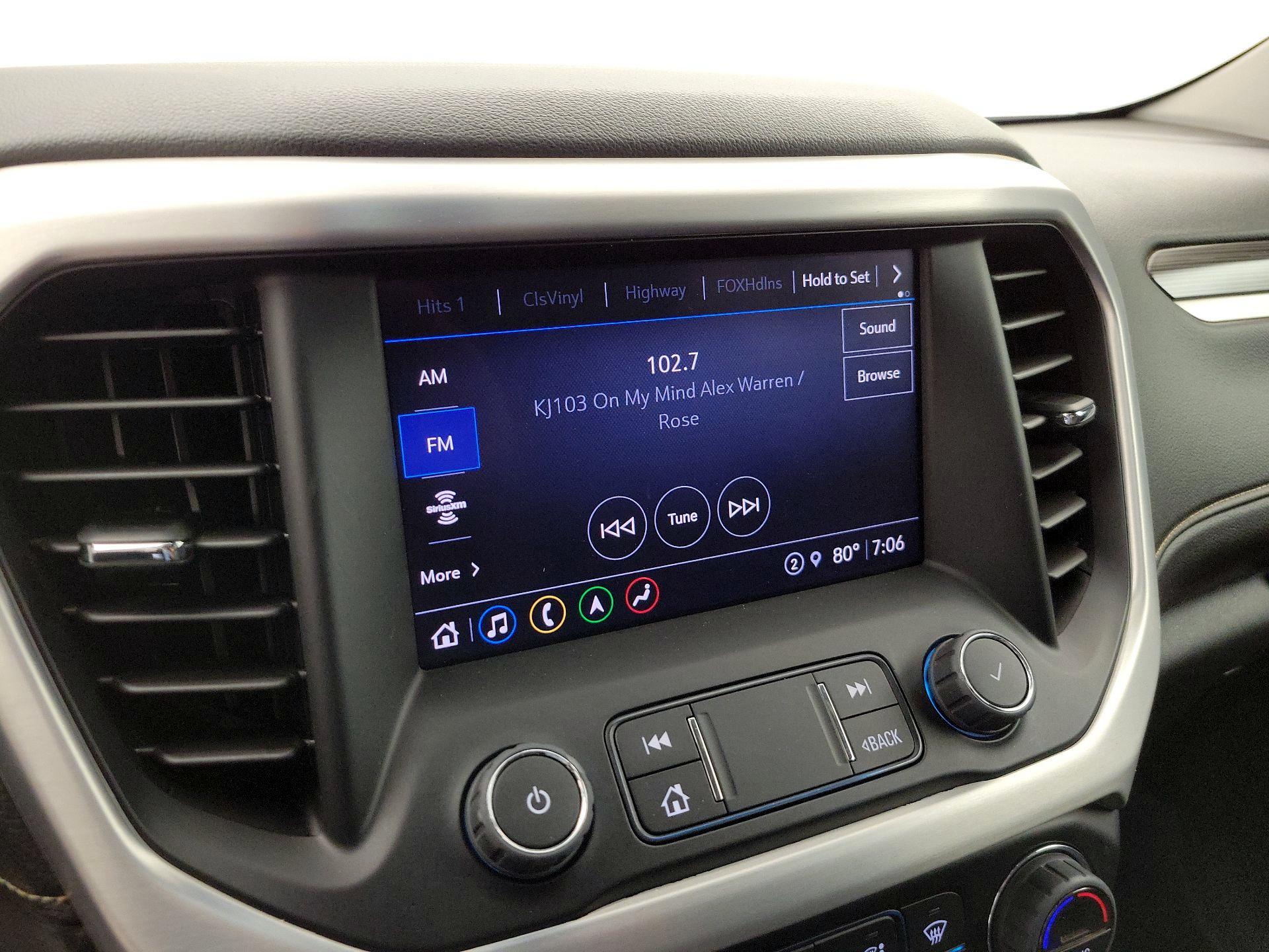 Thumbnail: 2022 GMC Acadia - 16
