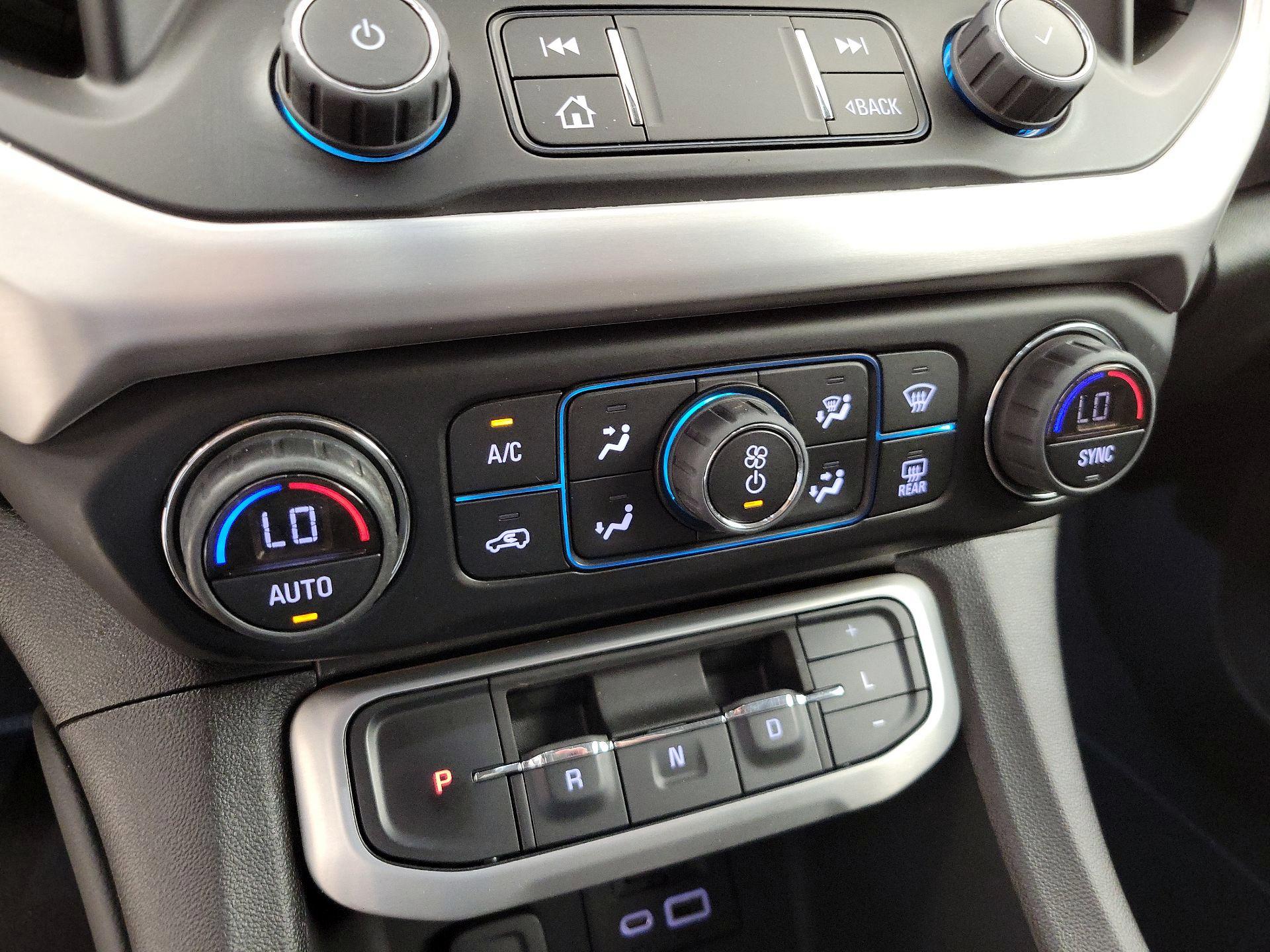 Thumbnail: 2022 GMC Acadia - 17