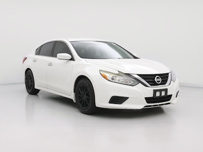 White 2018 Nissan Altima S
