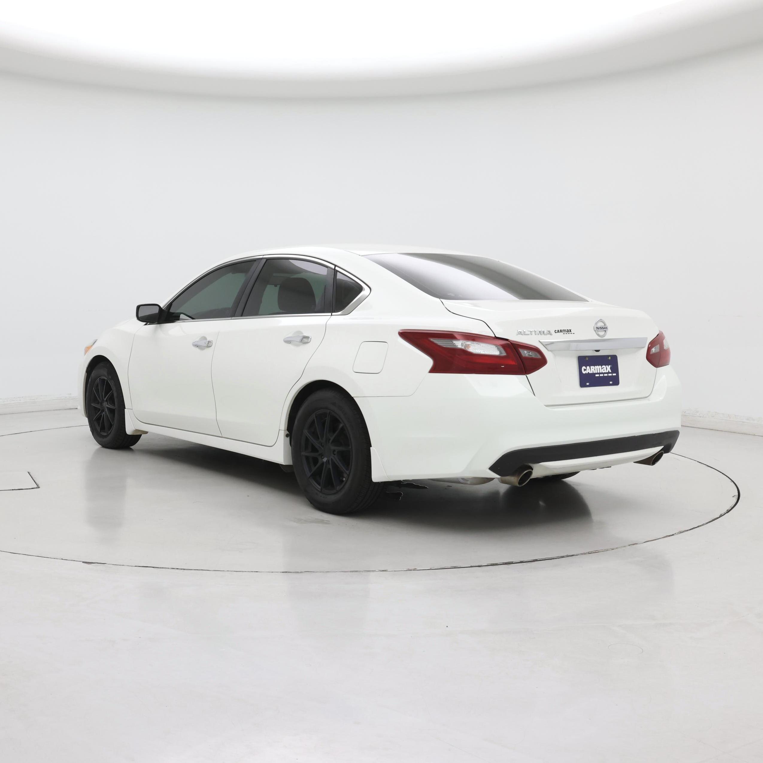 Thumbnail: 2018 Nissan Altima - 2