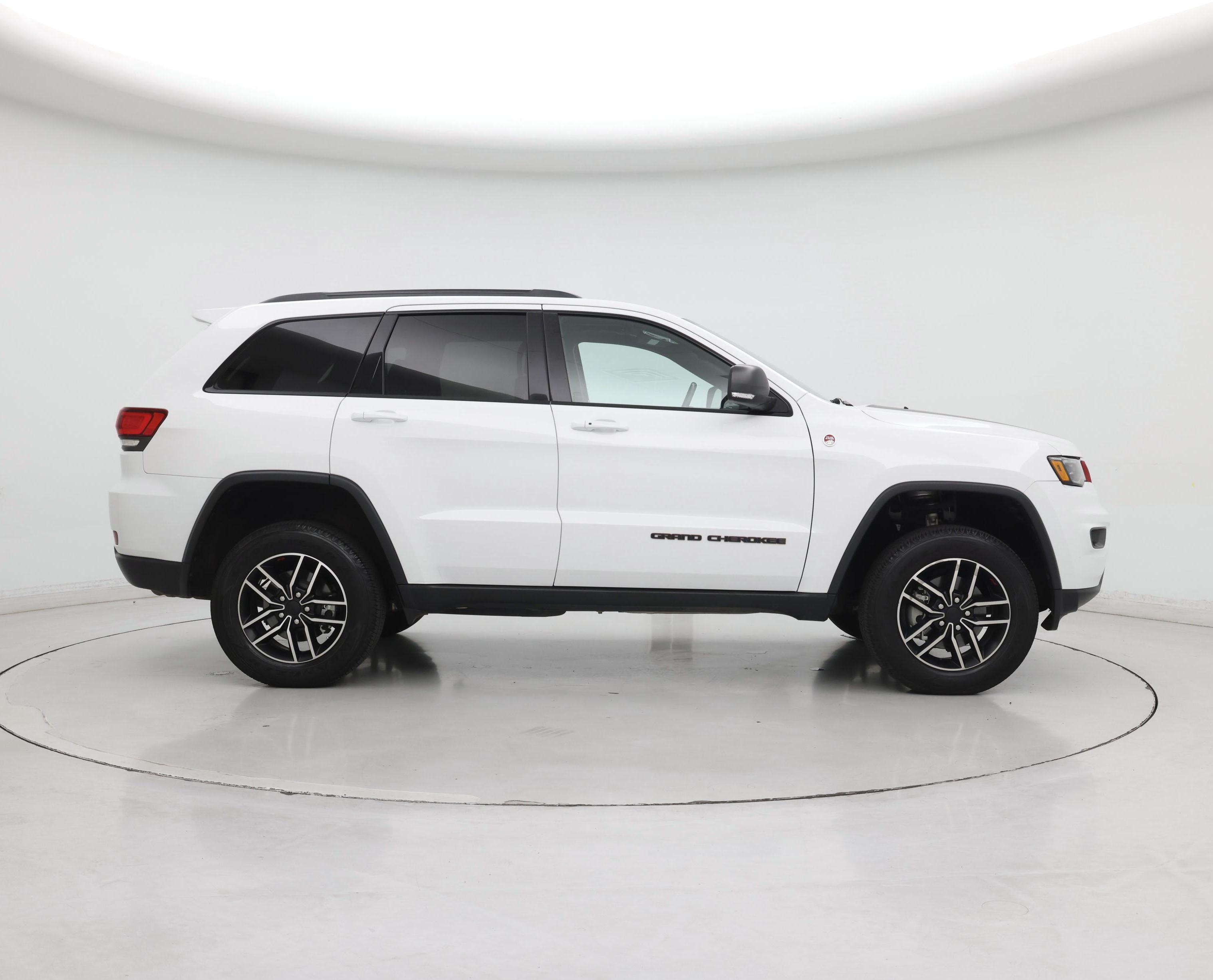 Thumbnail: 2020 Jeep Grand Cherokee - 7