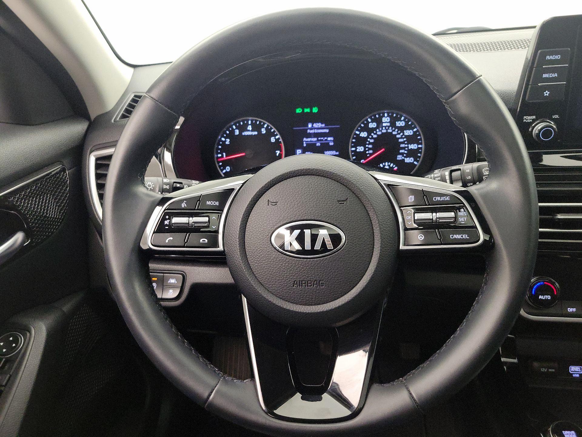 Thumbnail: 2021 Kia Seltos - 10