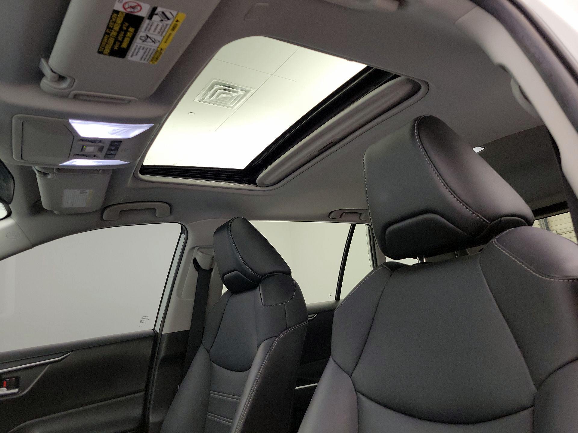 Thumbnail: 2023 Toyota RAV4 - 19