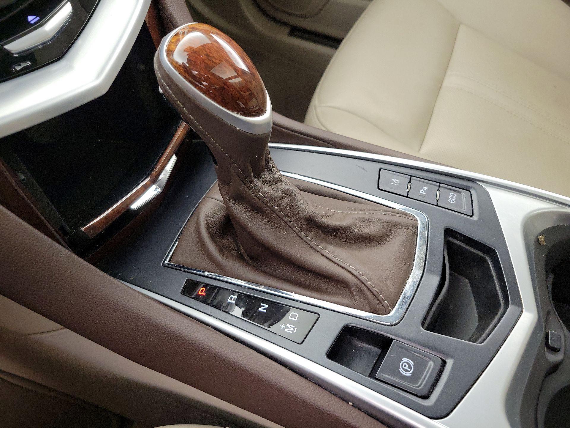 Thumbnail: 2016 Cadillac SRX - 17