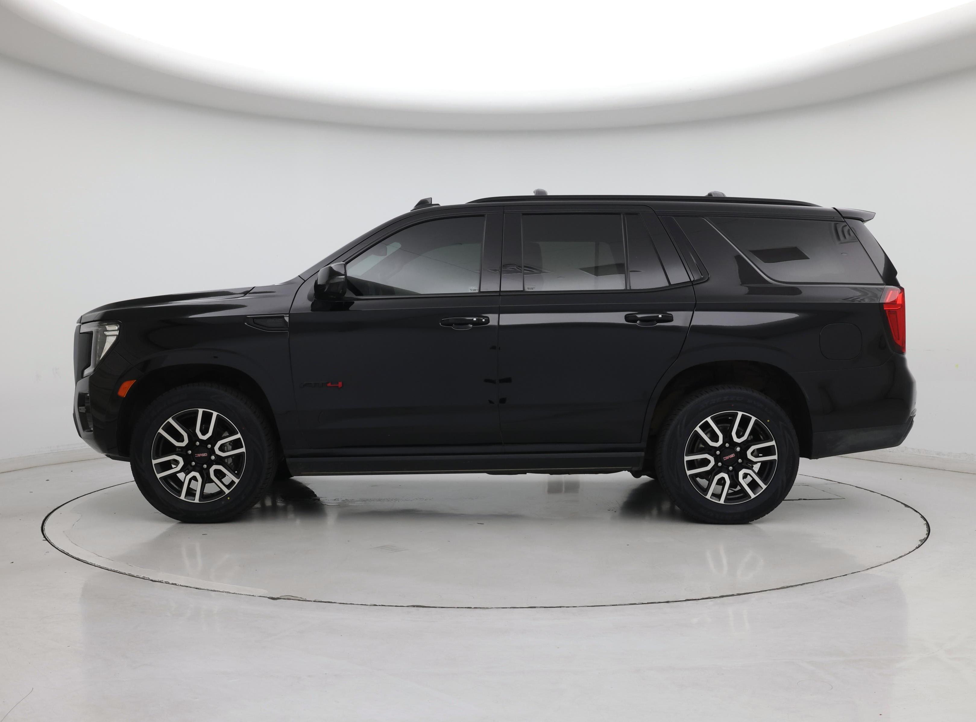 Thumbnail: 2023 GMC Yukon - 3