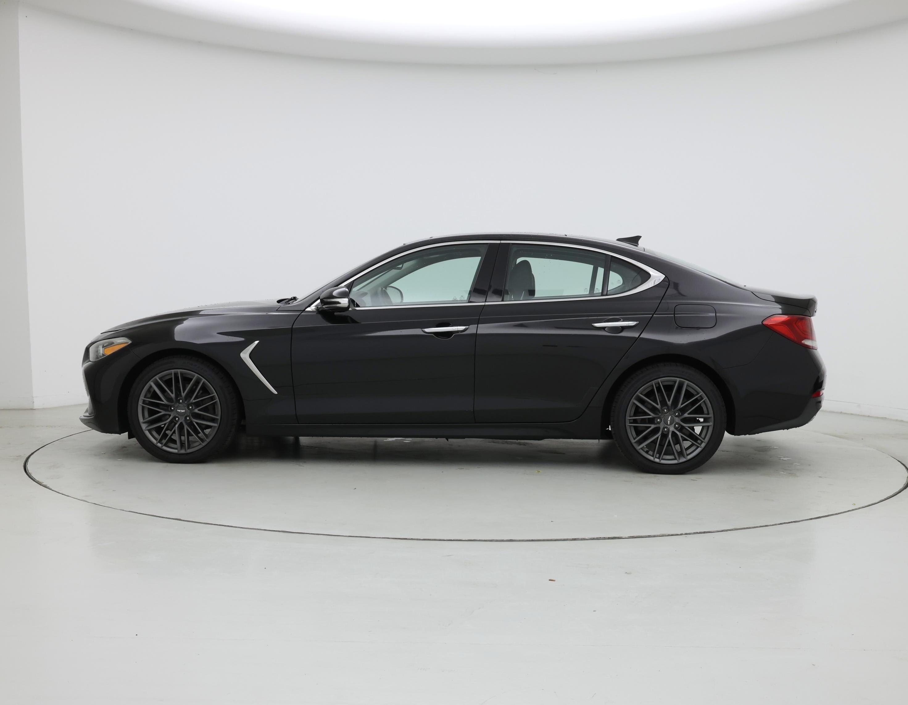 Thumbnail: 2019 Genesis G70 - 3