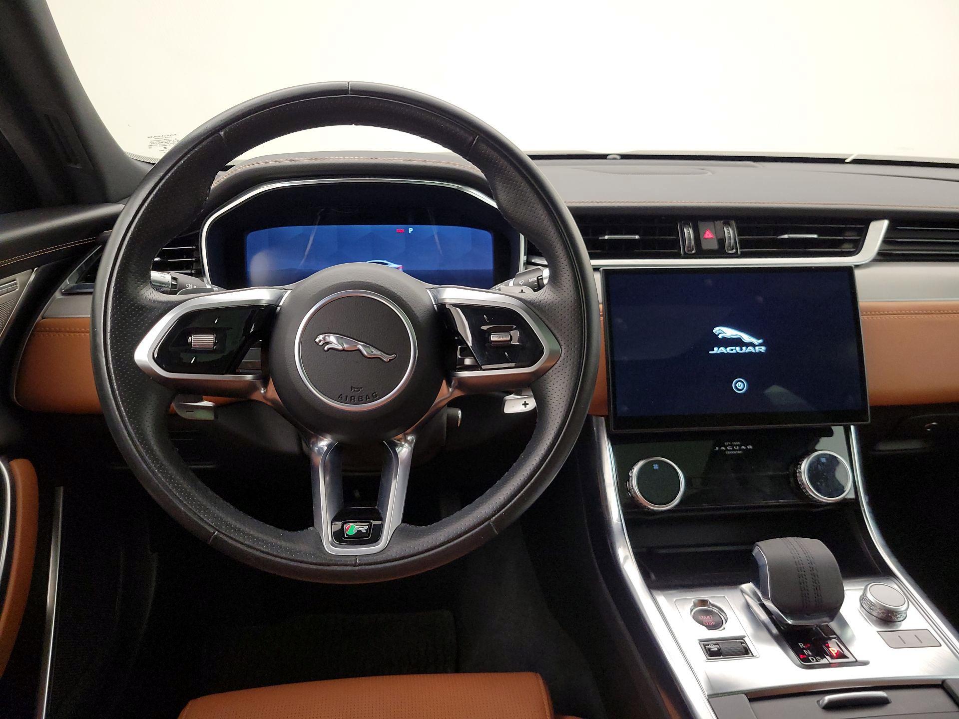 Thumbnail: 2021 Jaguar XF - 10