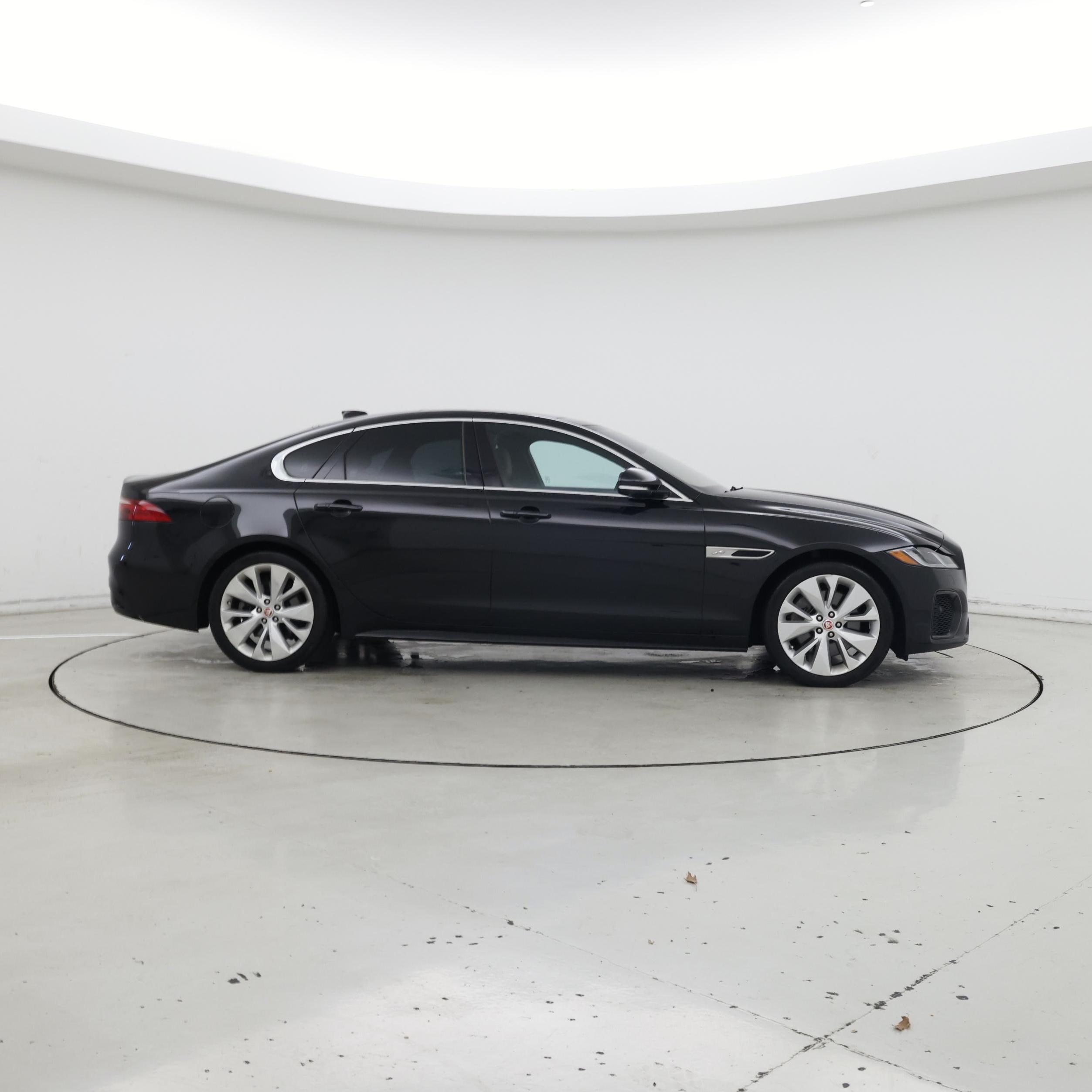 Thumbnail: 2021 Jaguar XF - 7