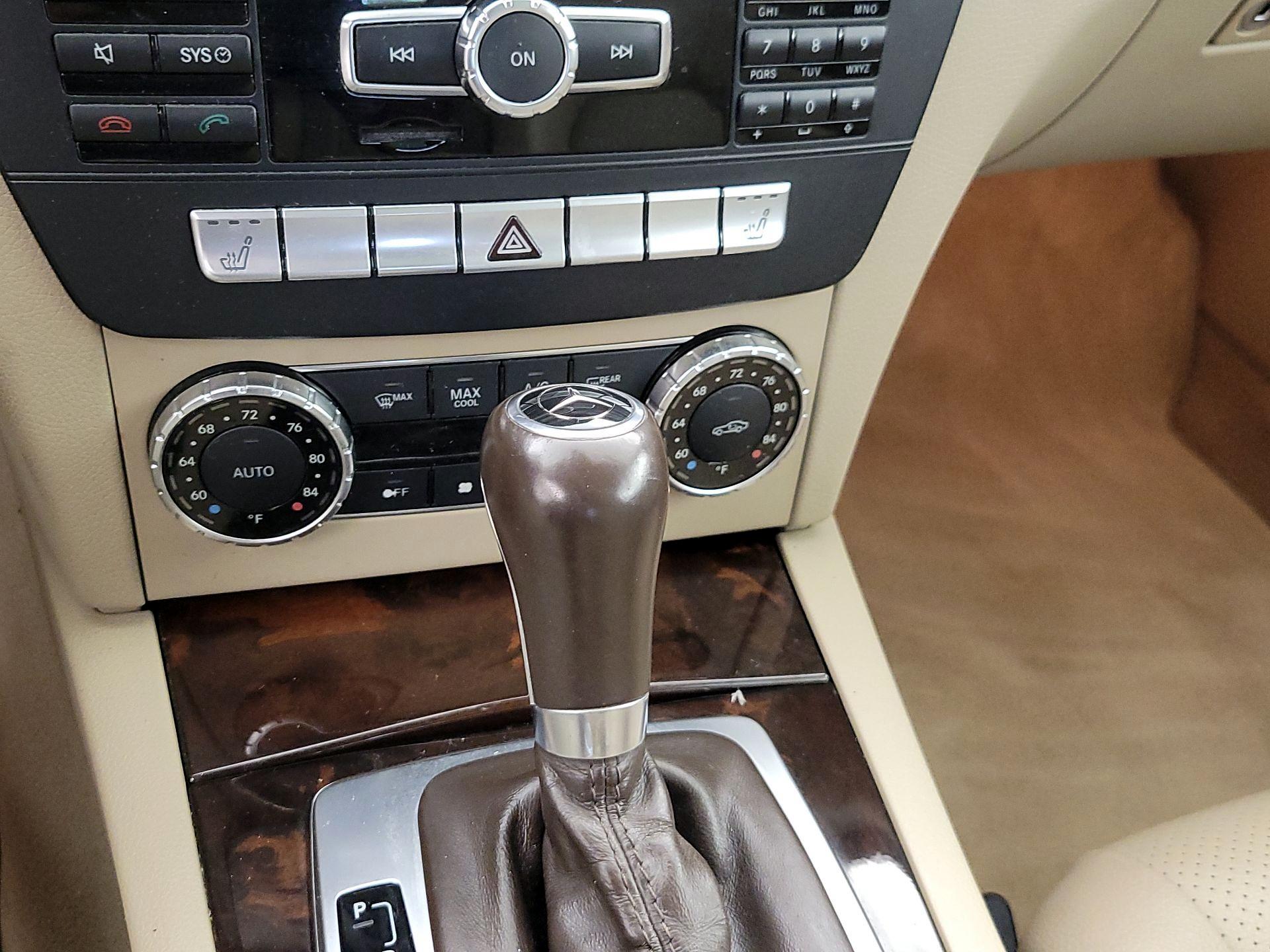 Thumbnail: 2015 Mercedes-Benz C-Class - 17
