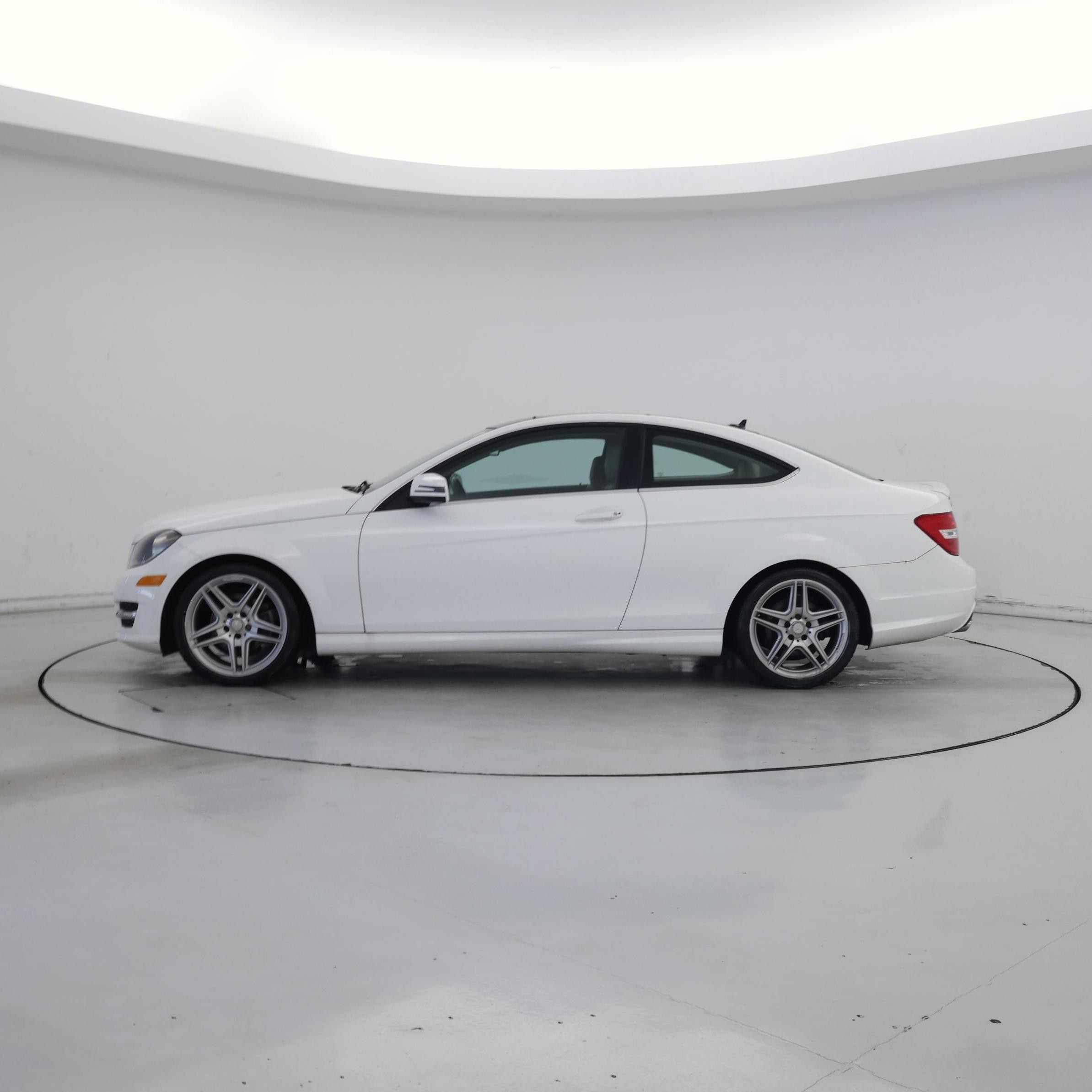 Thumbnail: 2015 Mercedes-Benz C-Class - 3