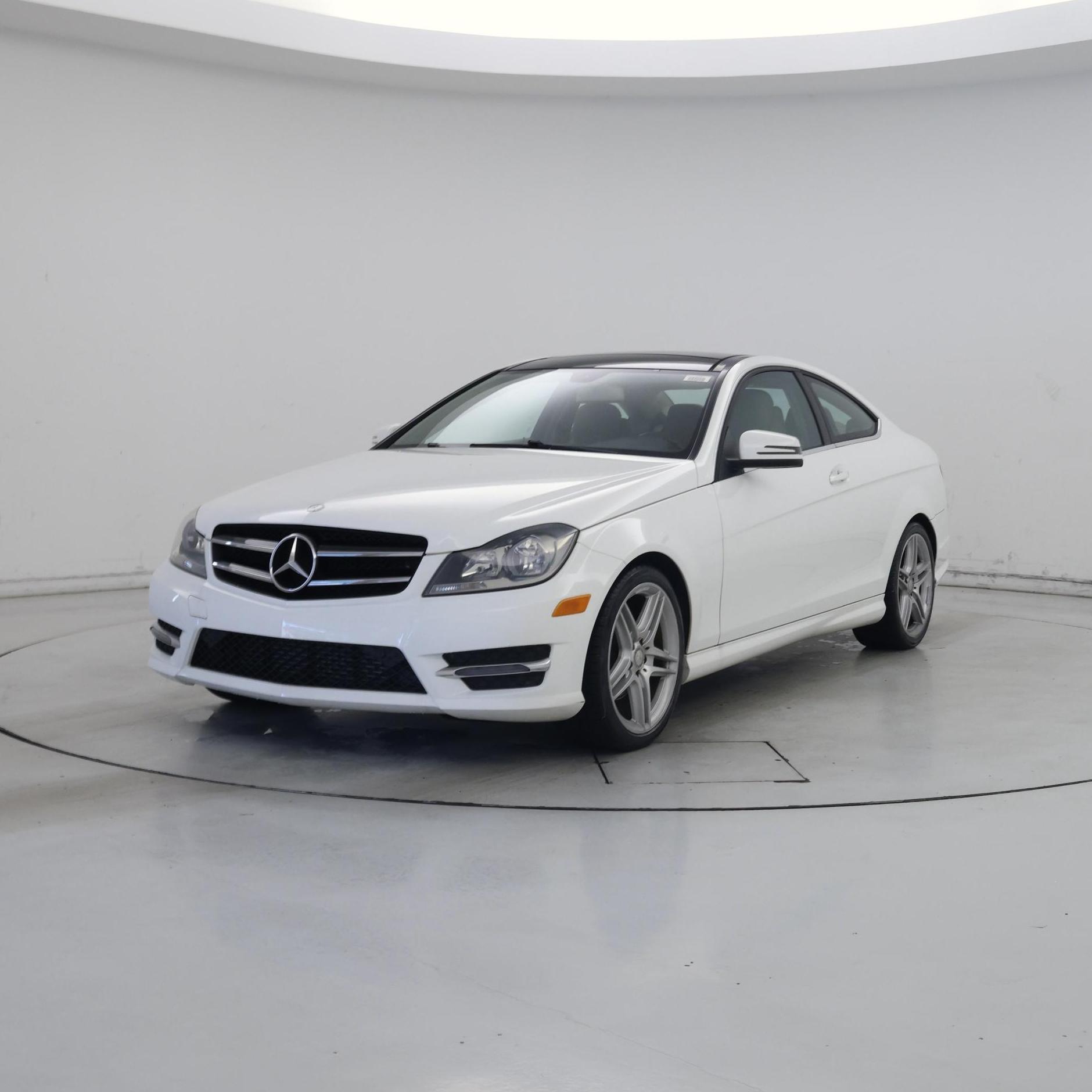 Thumbnail: 2015 Mercedes-Benz C-Class - 4