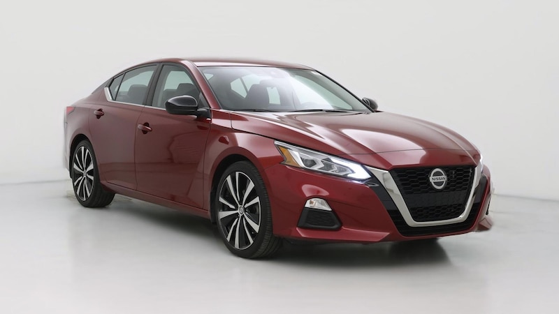 2022 Nissan Altima SR Hero Image