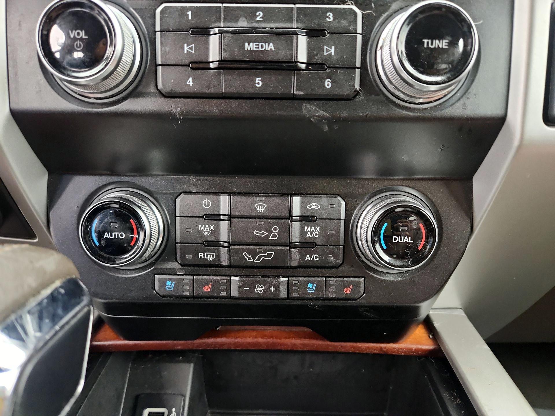 Thumbnail: 2019 Ford F-150 - 17