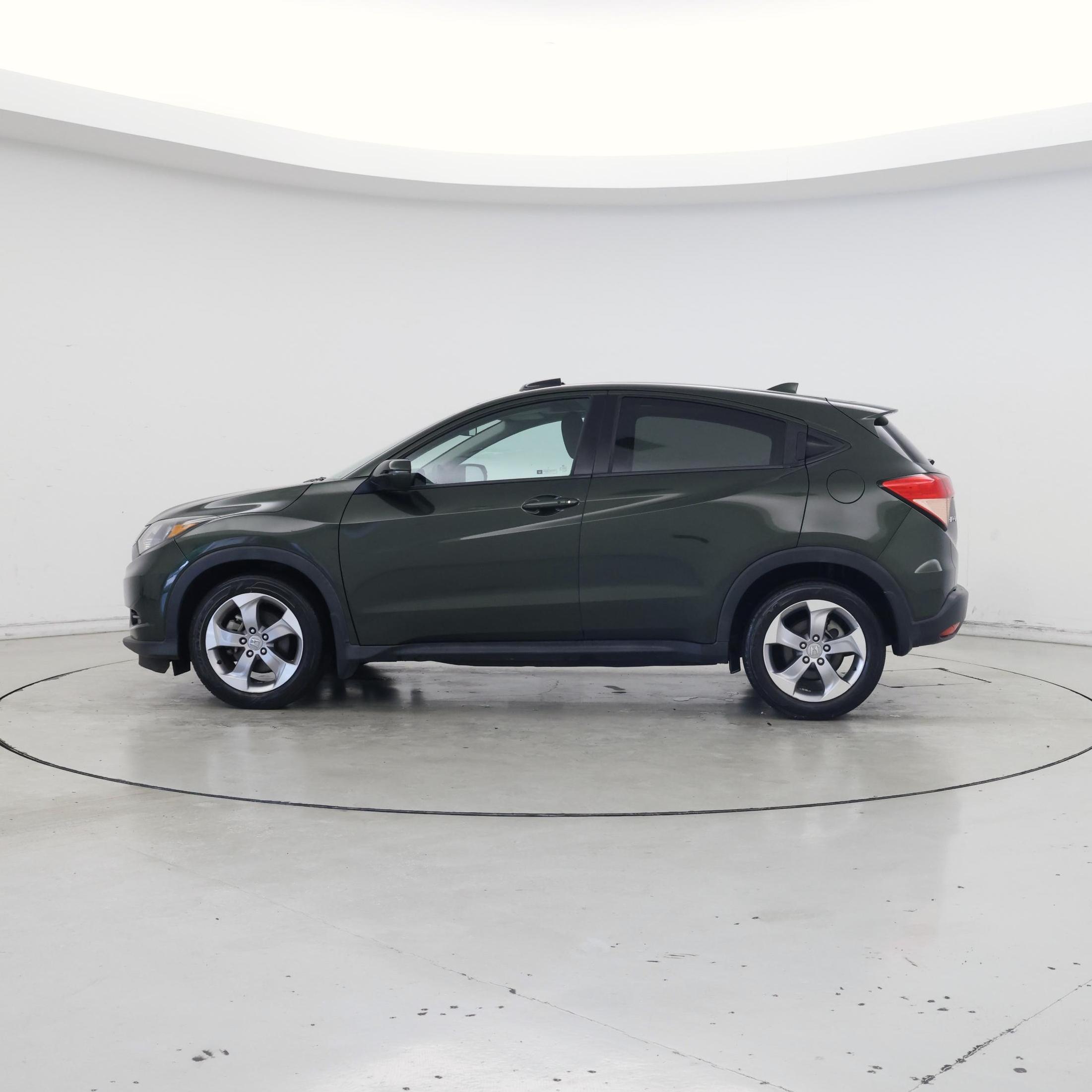 Thumbnail: 2017 Honda HR-V - 3
