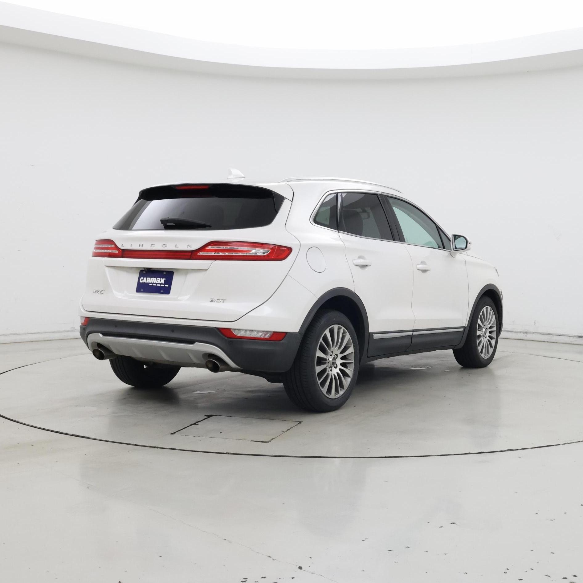 Thumbnail: 2017 Lincoln MKC - 8