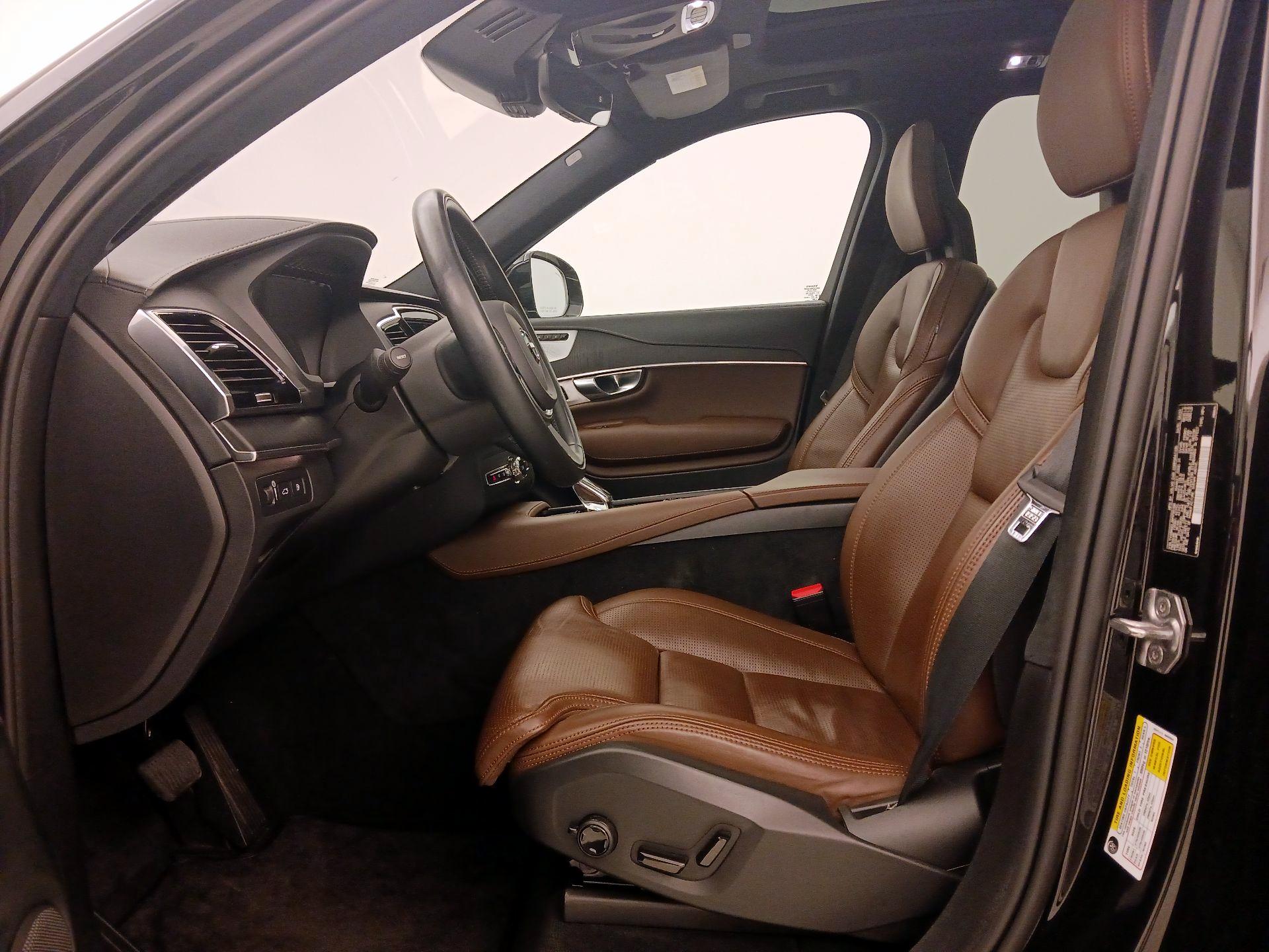 Thumbnail: 2021 Volvo XC90 - 11