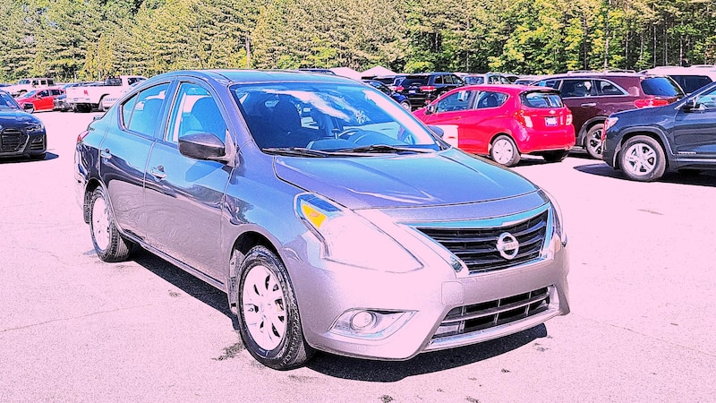 2018 Nissan Versa SV Hero Image