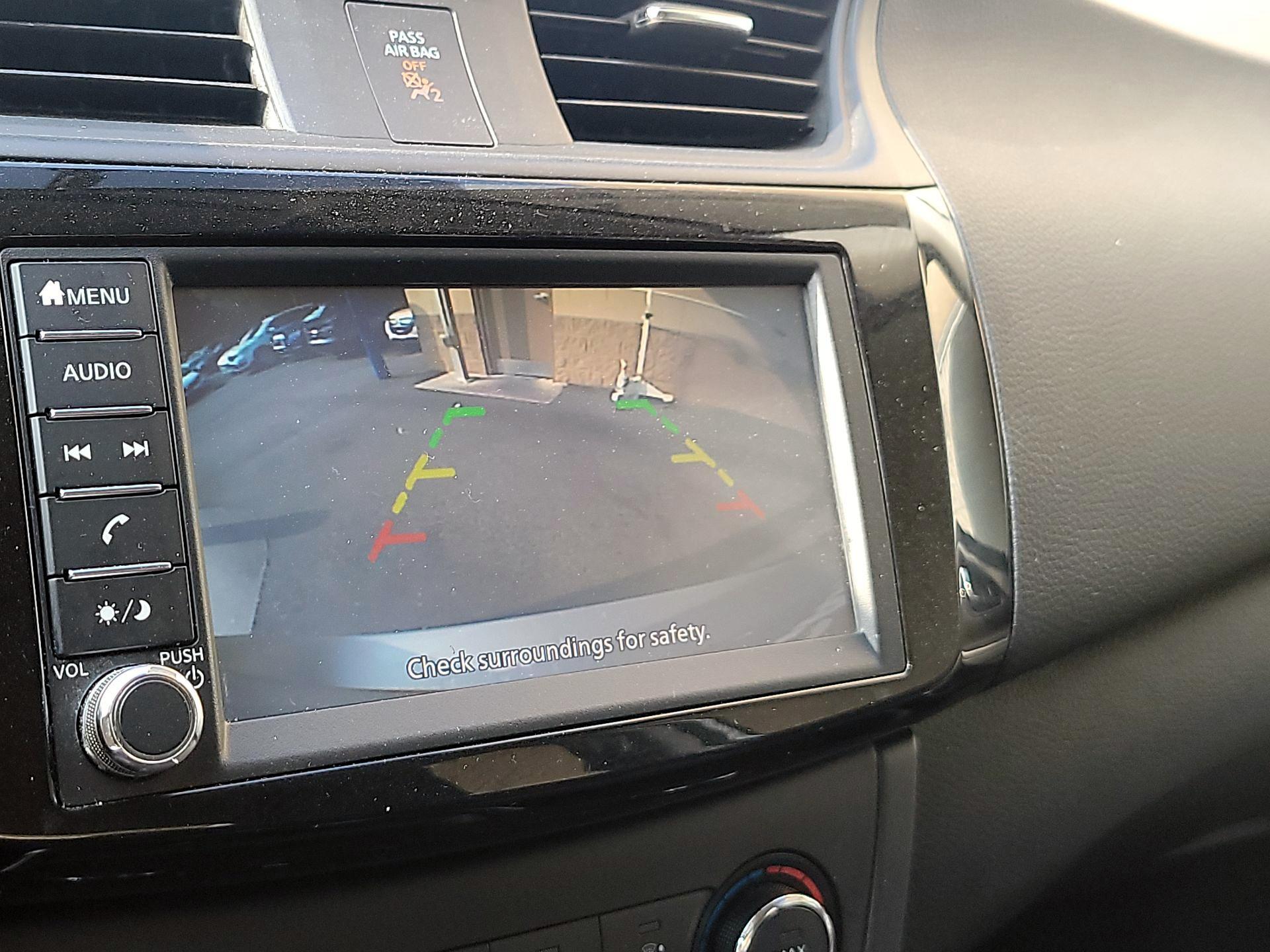 Thumbnail: 2019 Nissan Sentra - 12