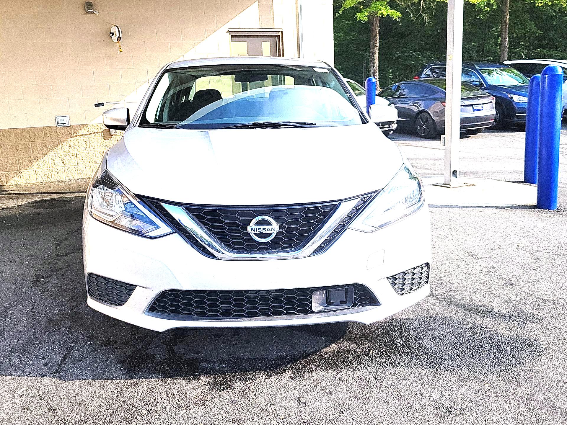 Thumbnail: 2019 Nissan Sentra - 2