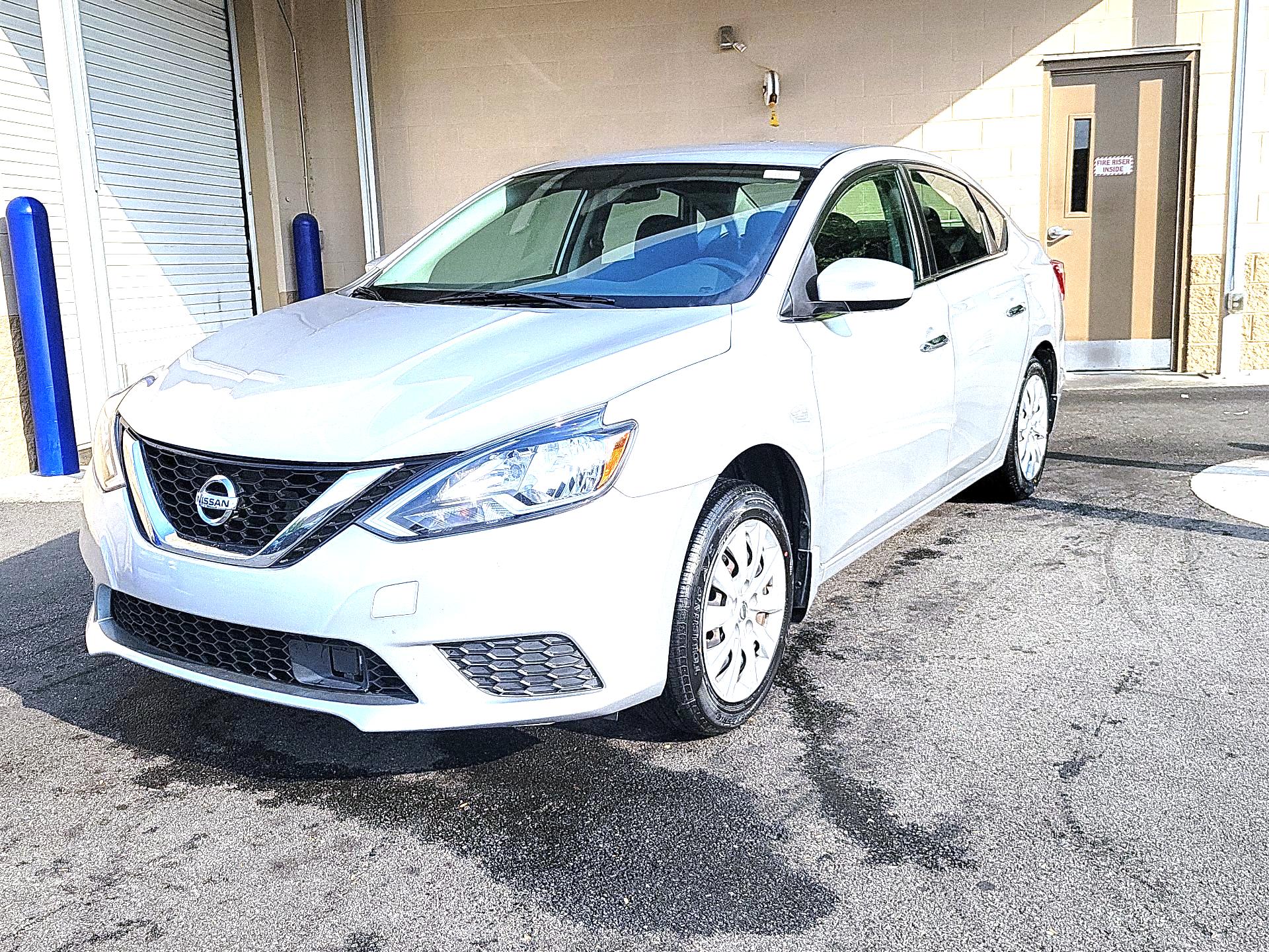 Thumbnail: 2019 Nissan Sentra - 3