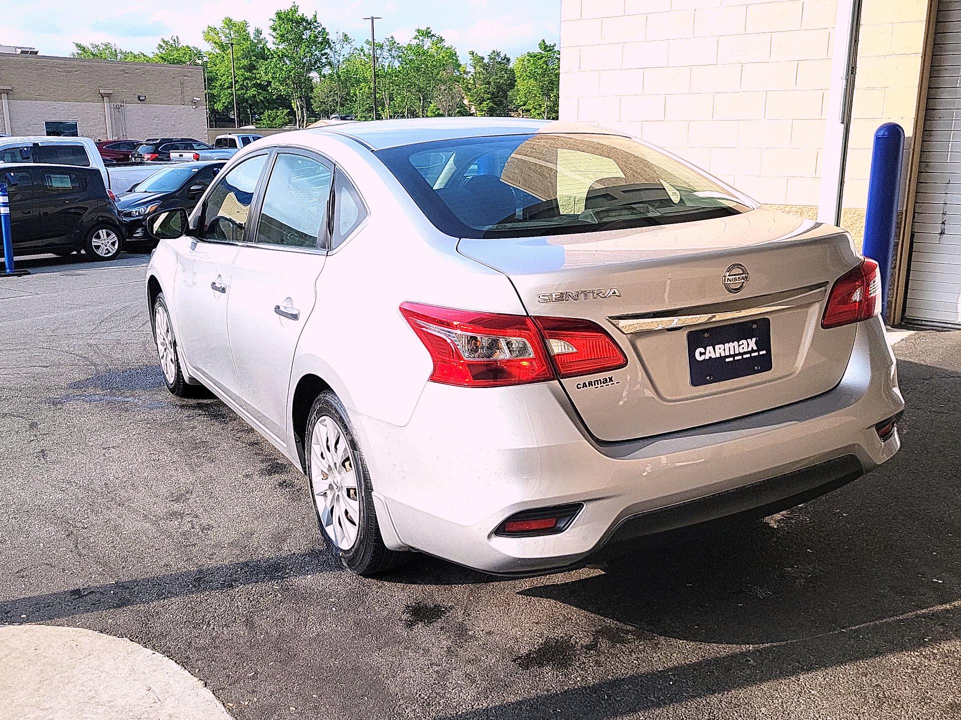 Thumbnail: 2019 Nissan Sentra - 7