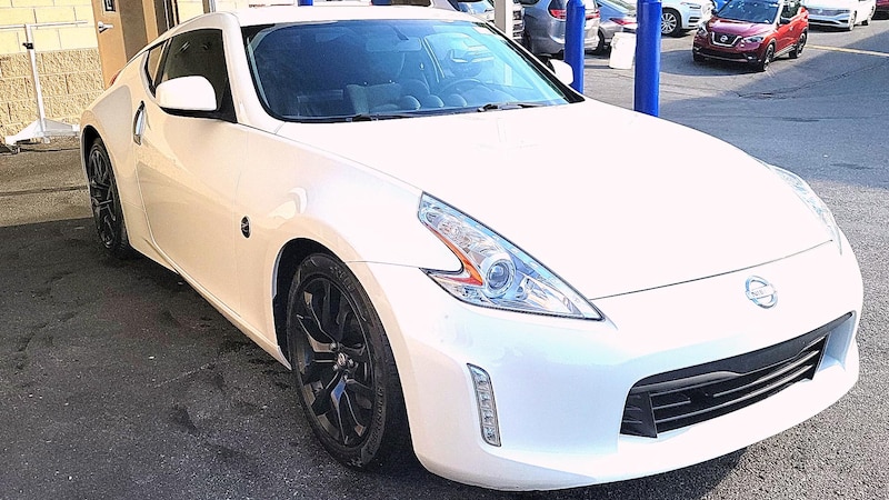 2015 Nissan Z 370Z Hero Image