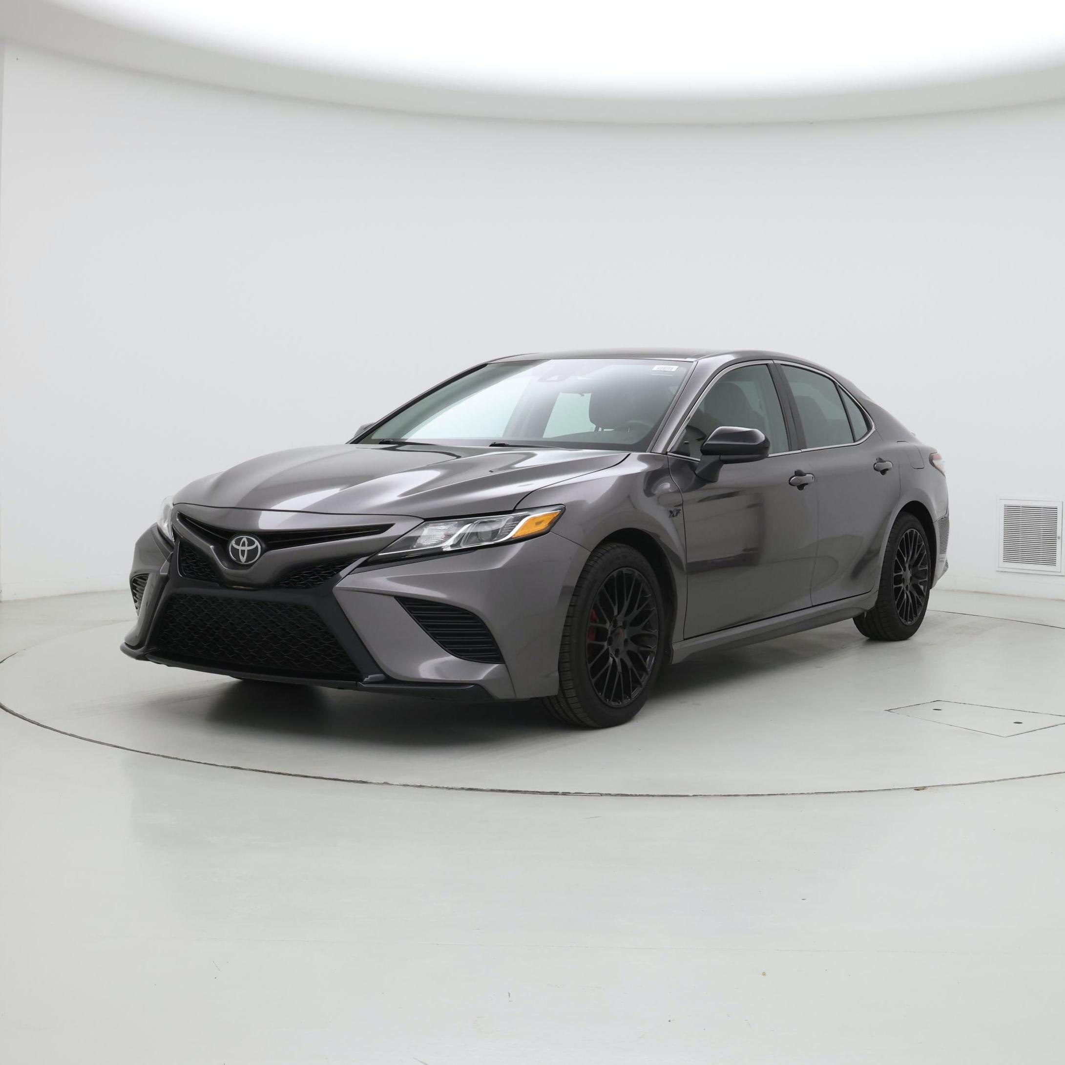 Thumbnail: 2019 Toyota Camry - 4