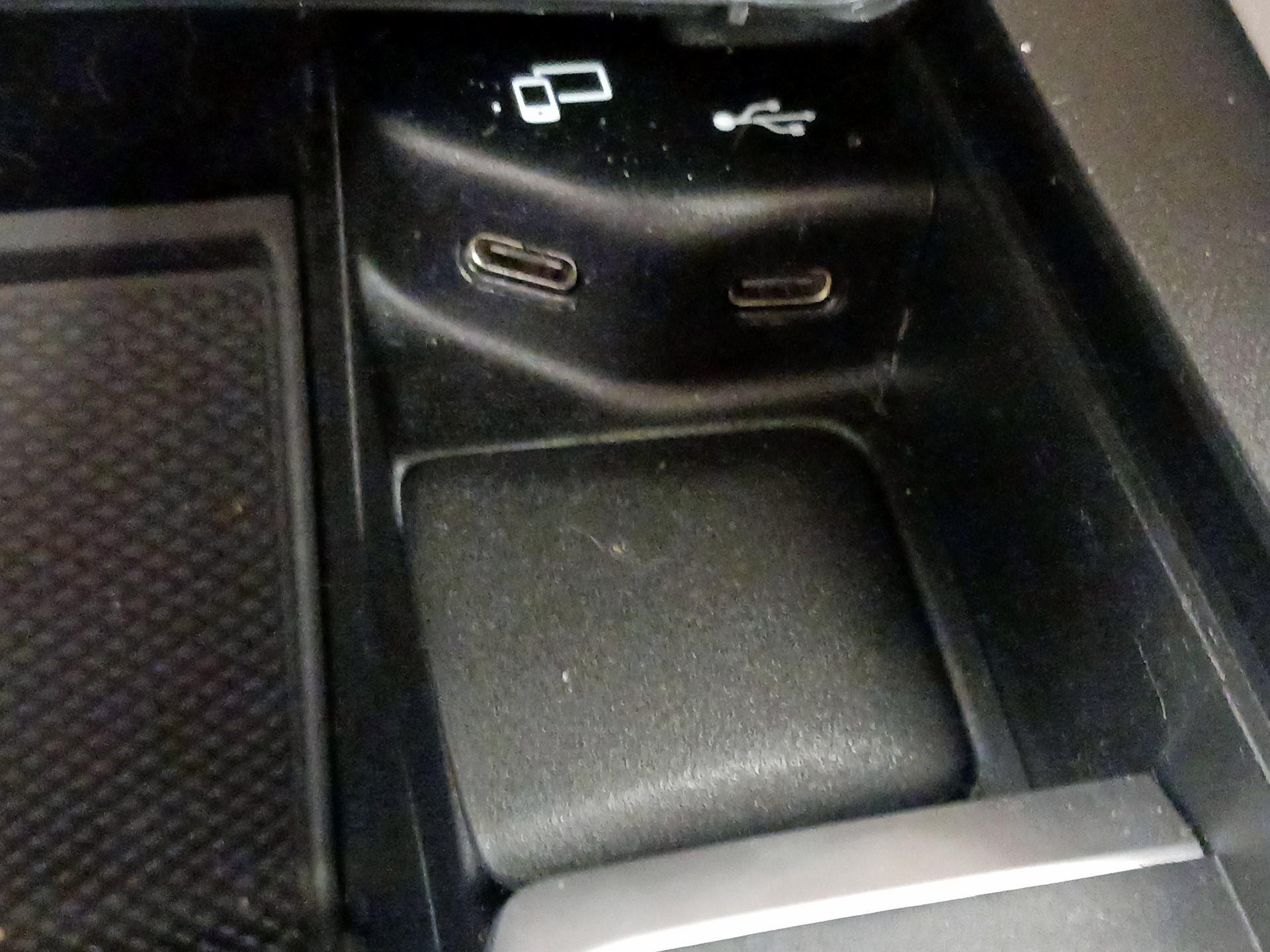 Thumbnail: 2022 Mercedes-Benz GLE - 19